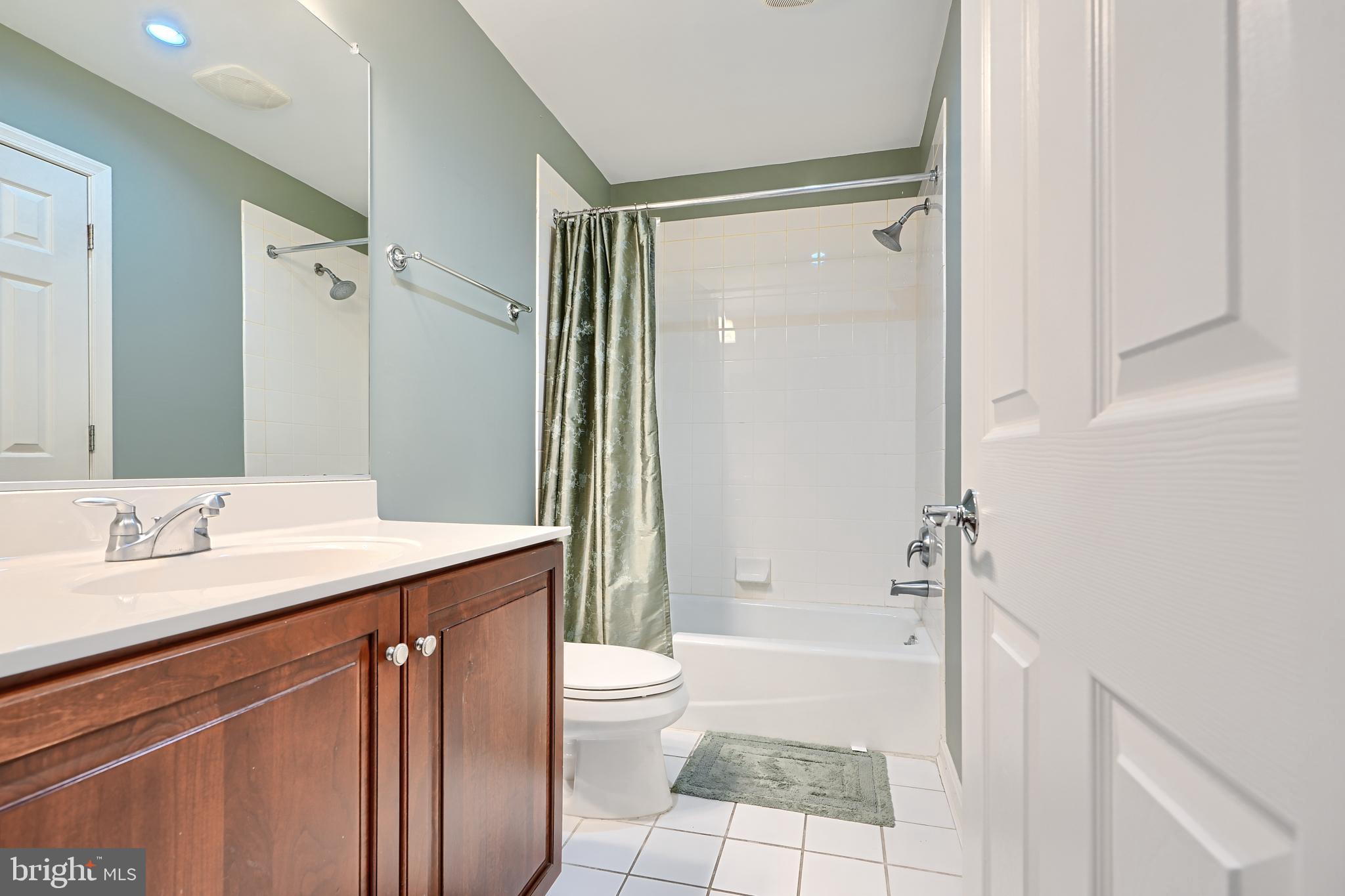 1205 Dockside Cir