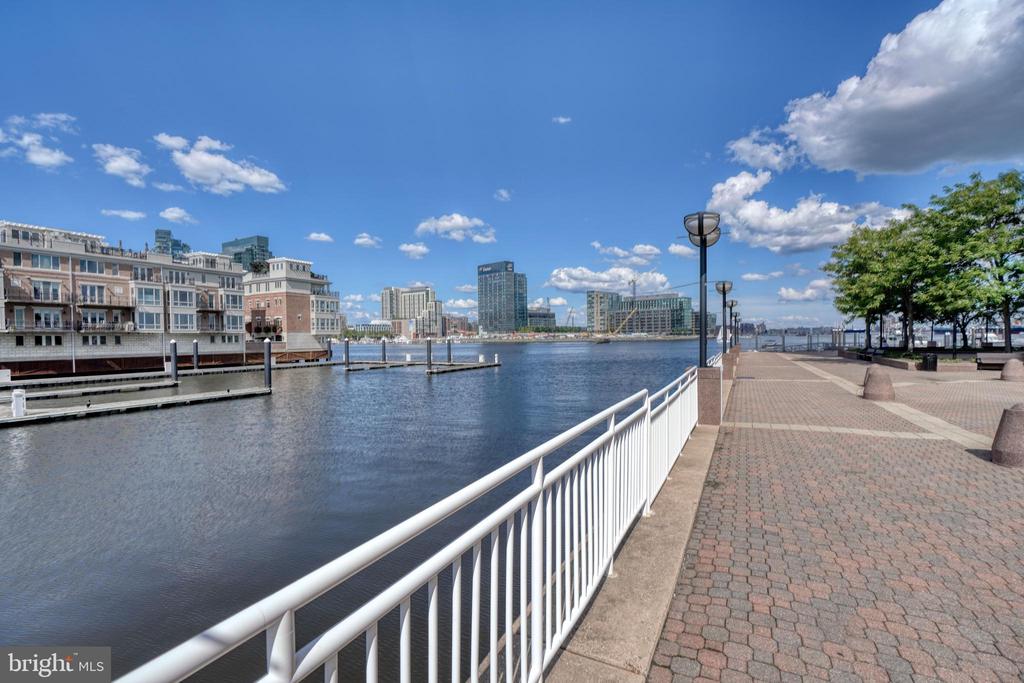 100 Harborview Dr #609