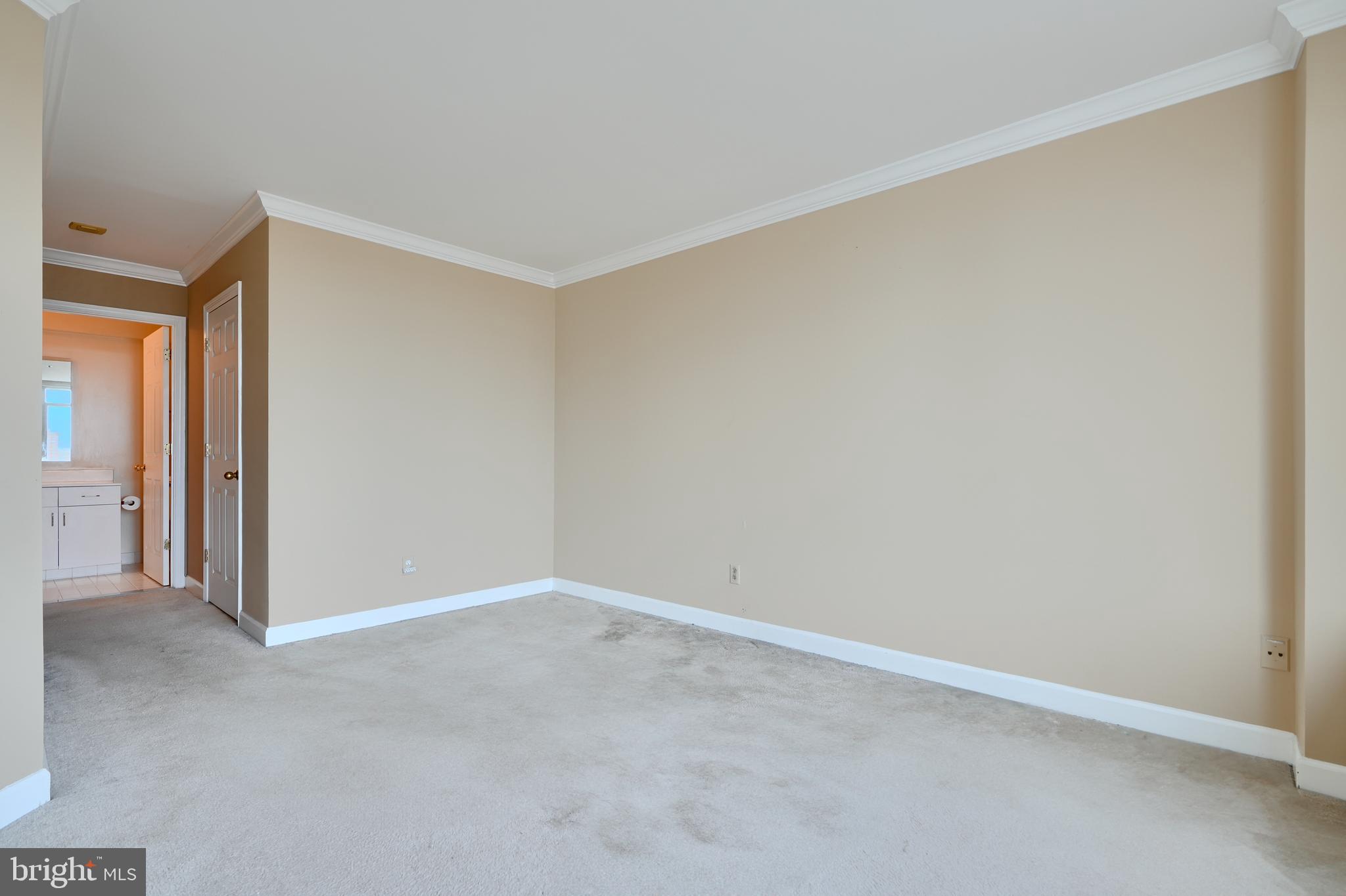 100 Harborview Dr #609