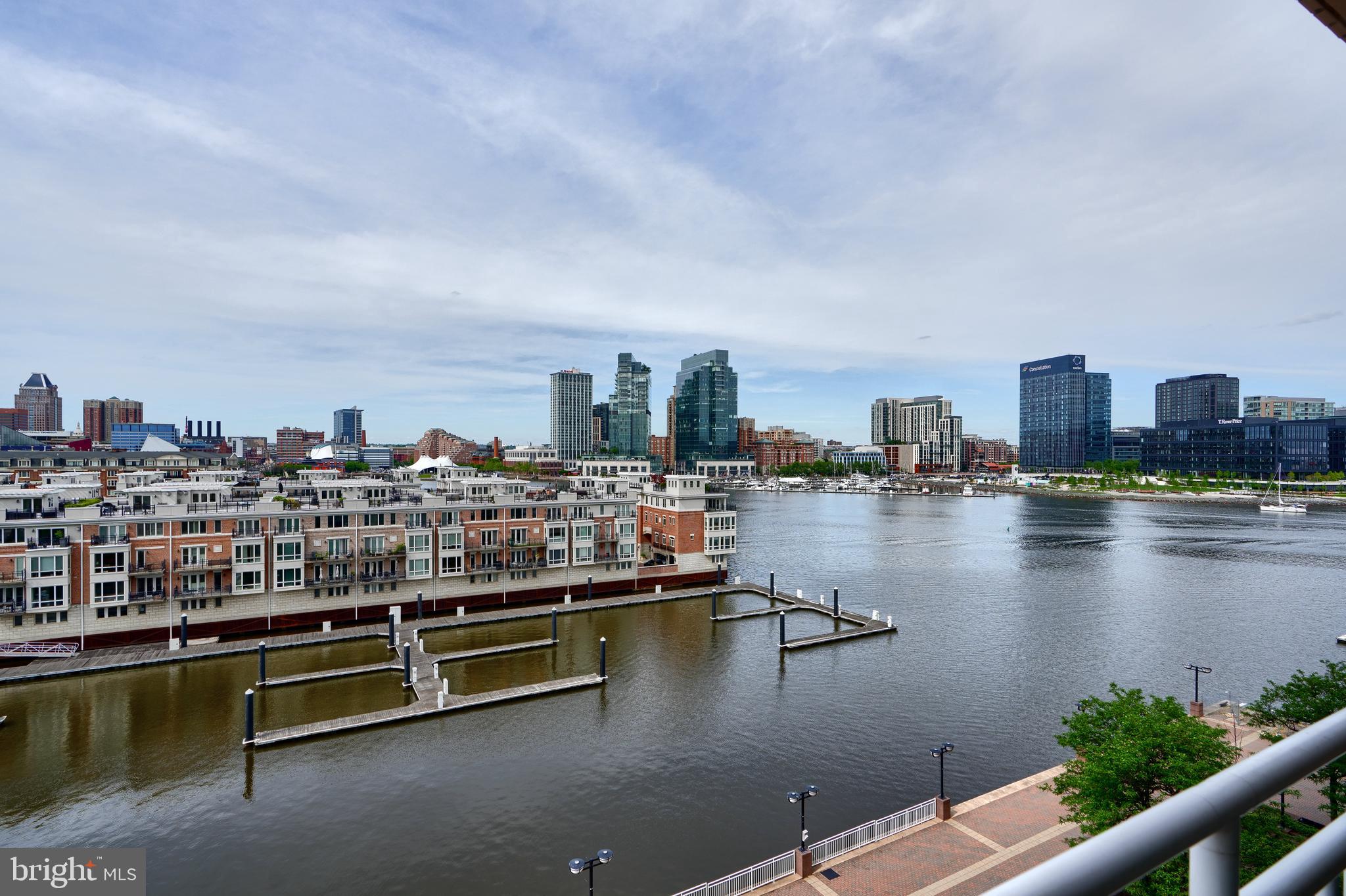 100 Harborview Dr #609