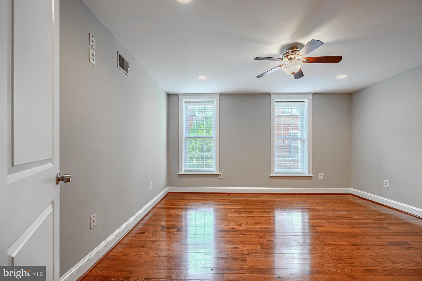 135 E West St