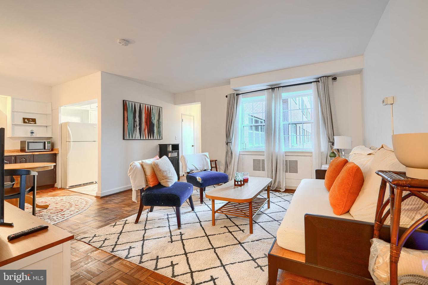 3601 Greenway #303