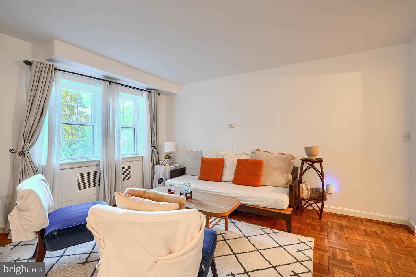 3601 Greenway #303