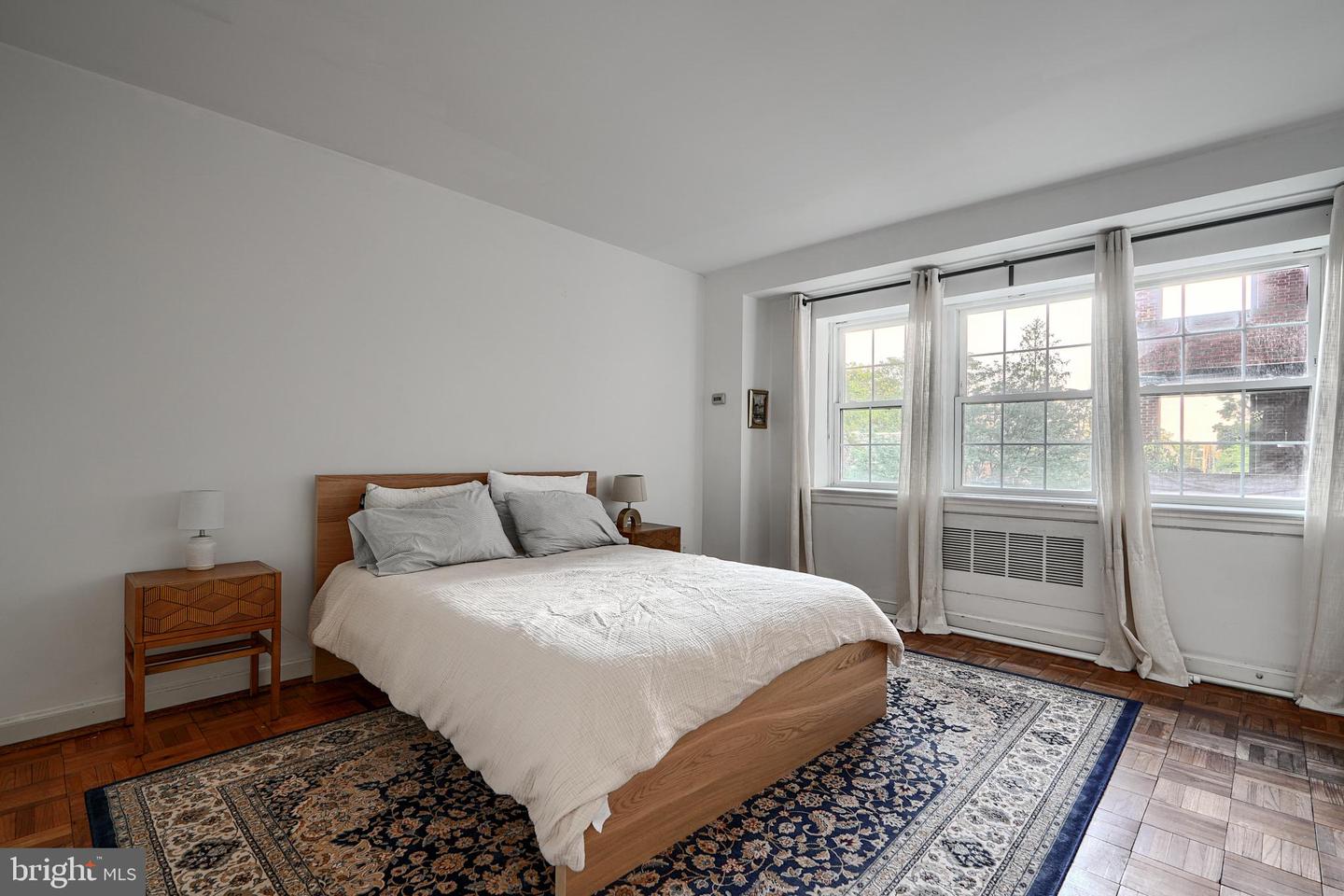 3601 Greenway #303