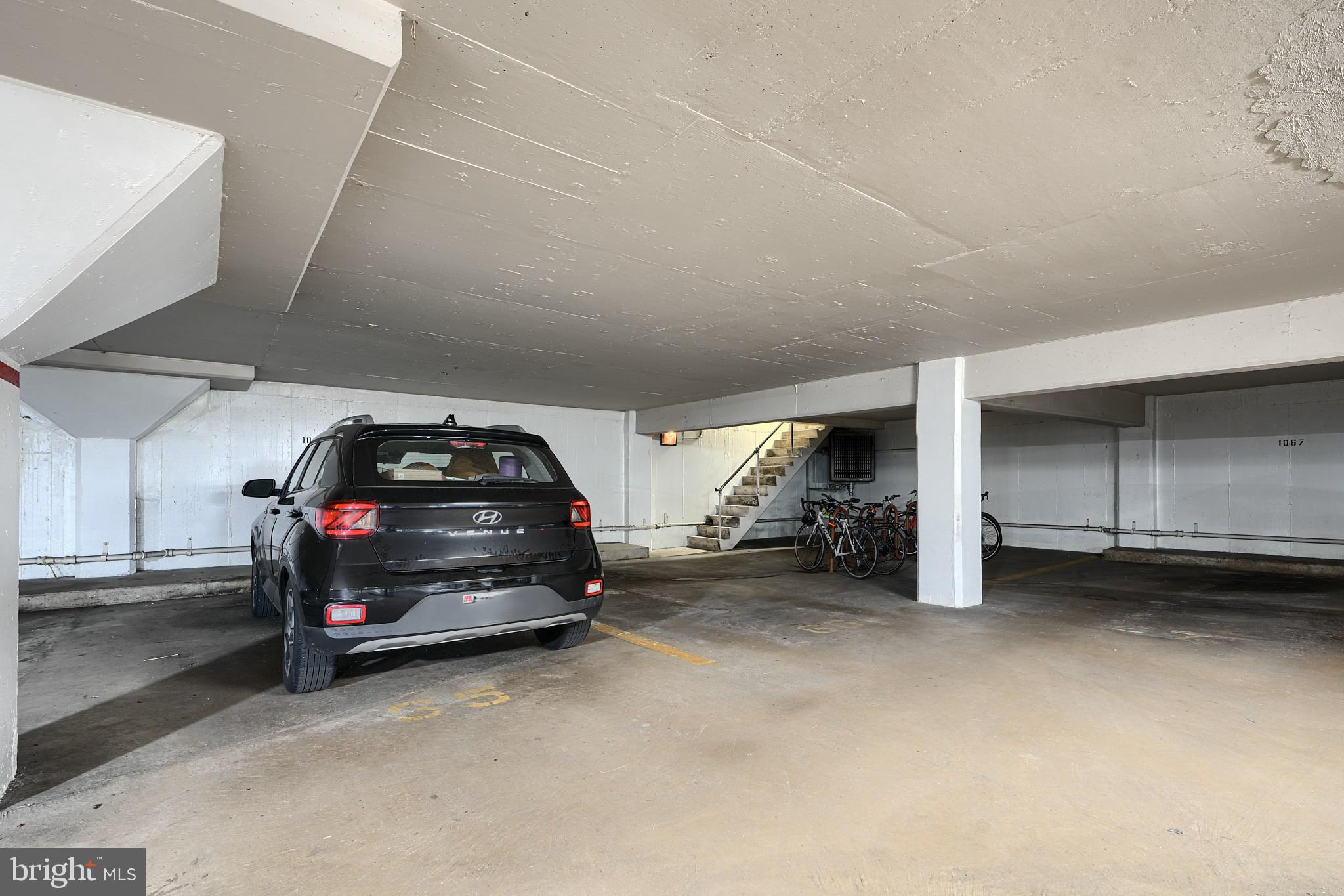 3601 Greenway #303