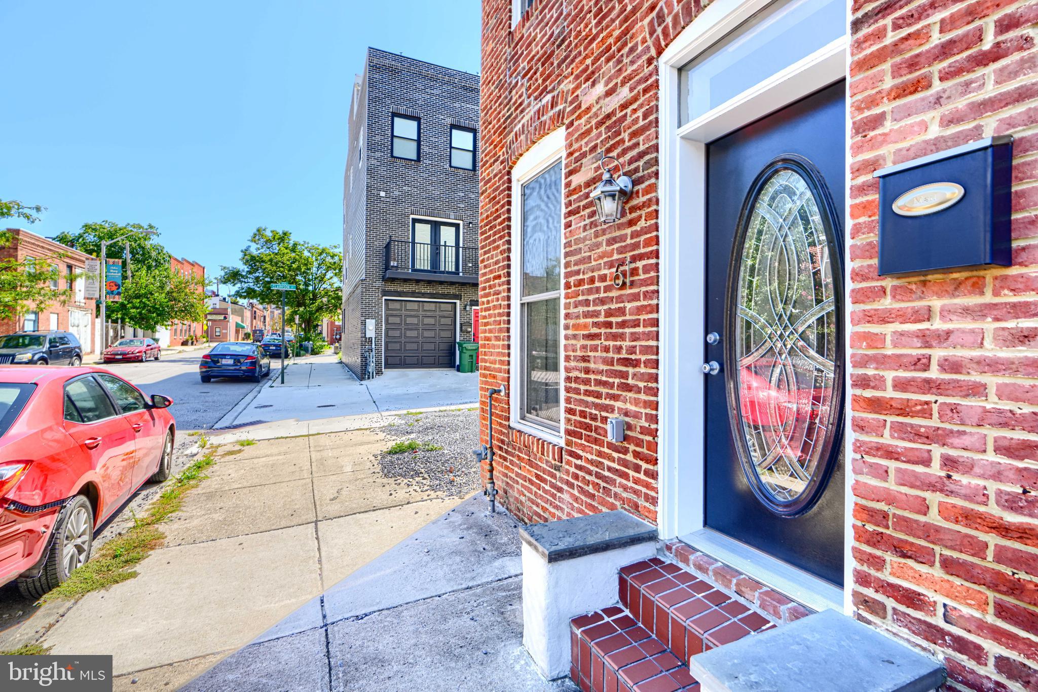 61 W WEST STREET