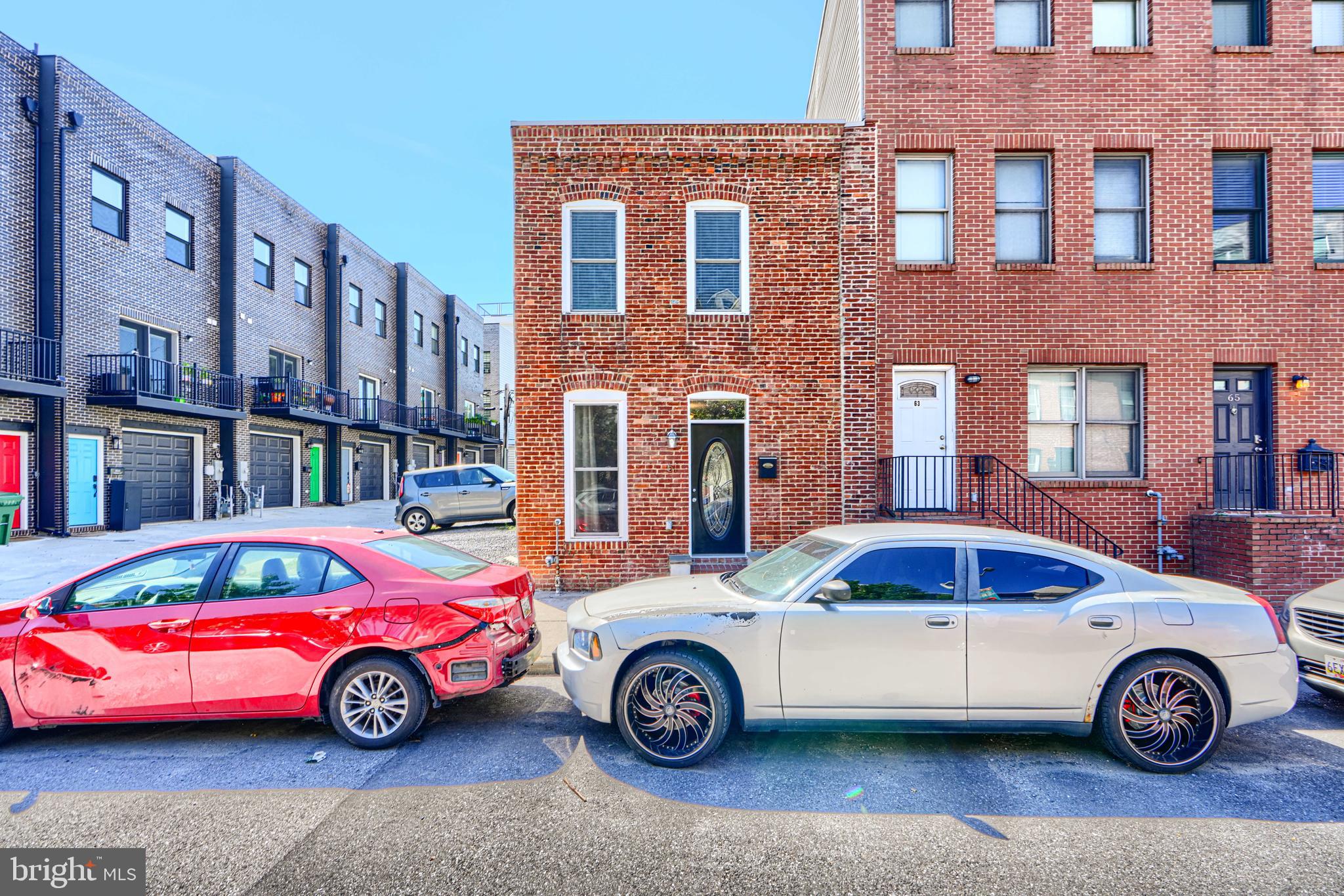 61 W WEST STREET
