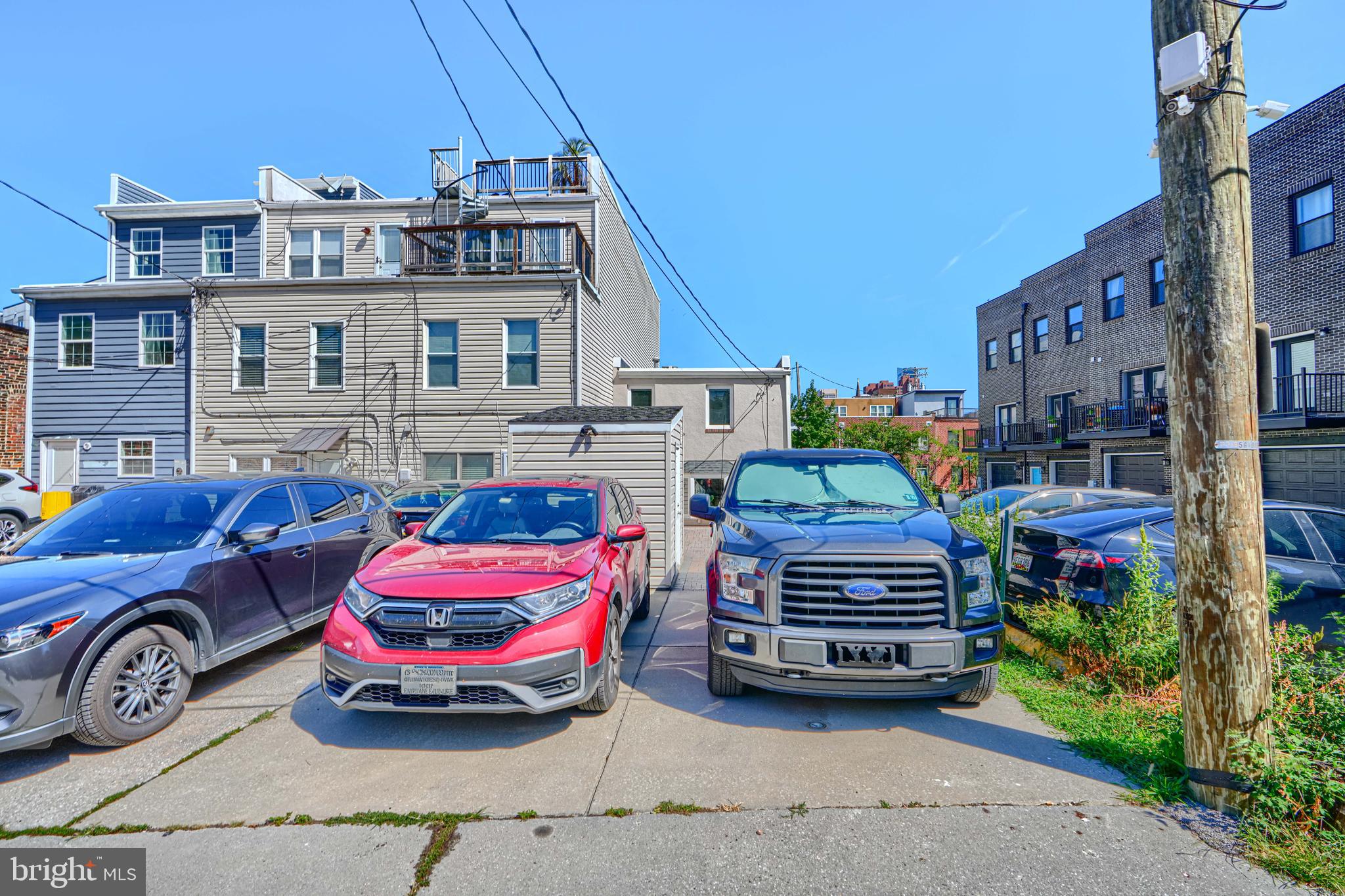 61 W WEST STREET