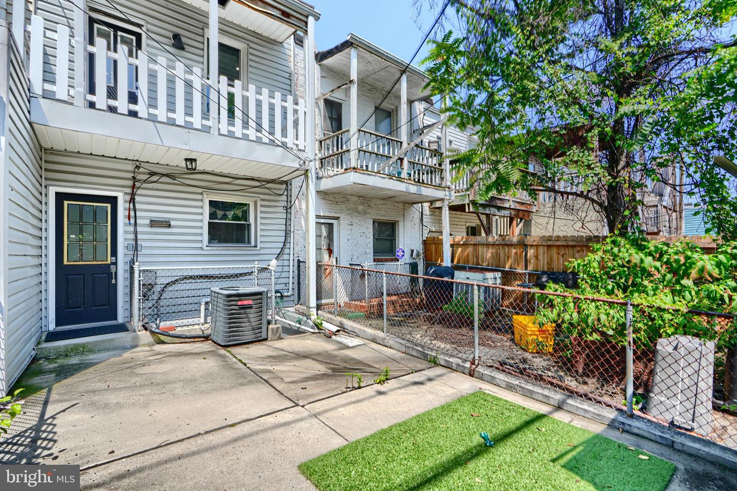 119 S Potomac St