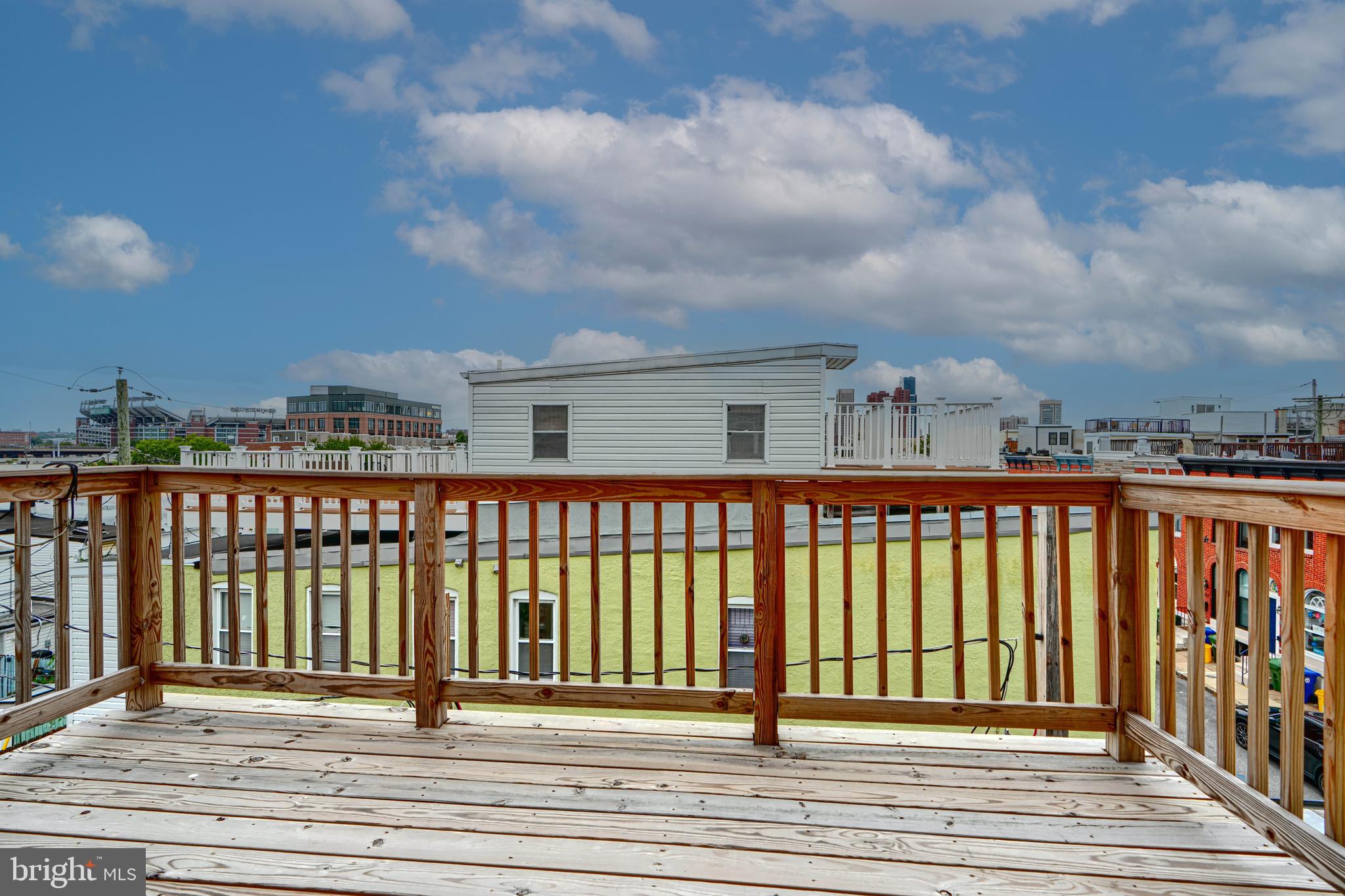 118 W FORT AVENUE