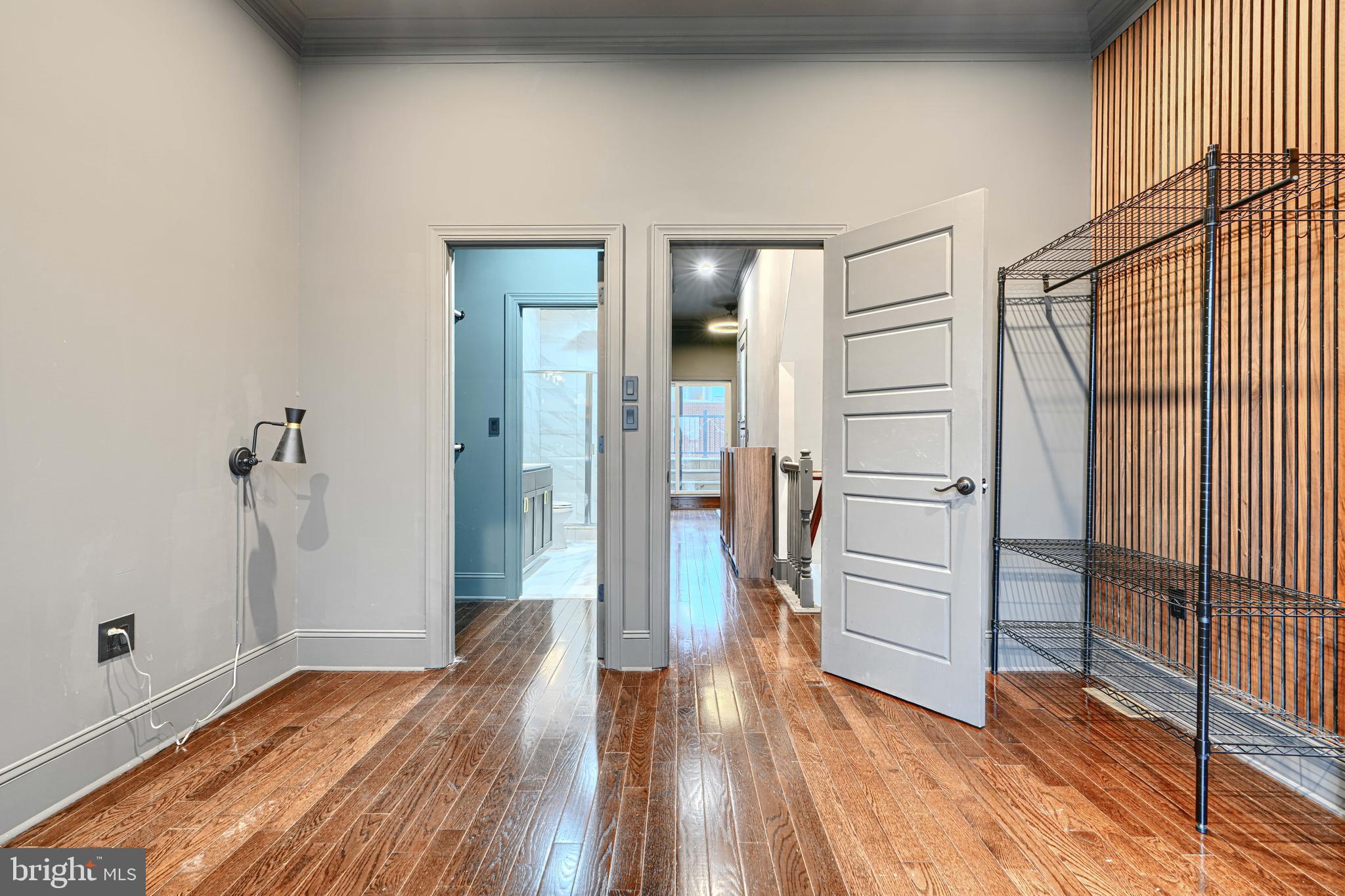 118 W FORT AVENUE