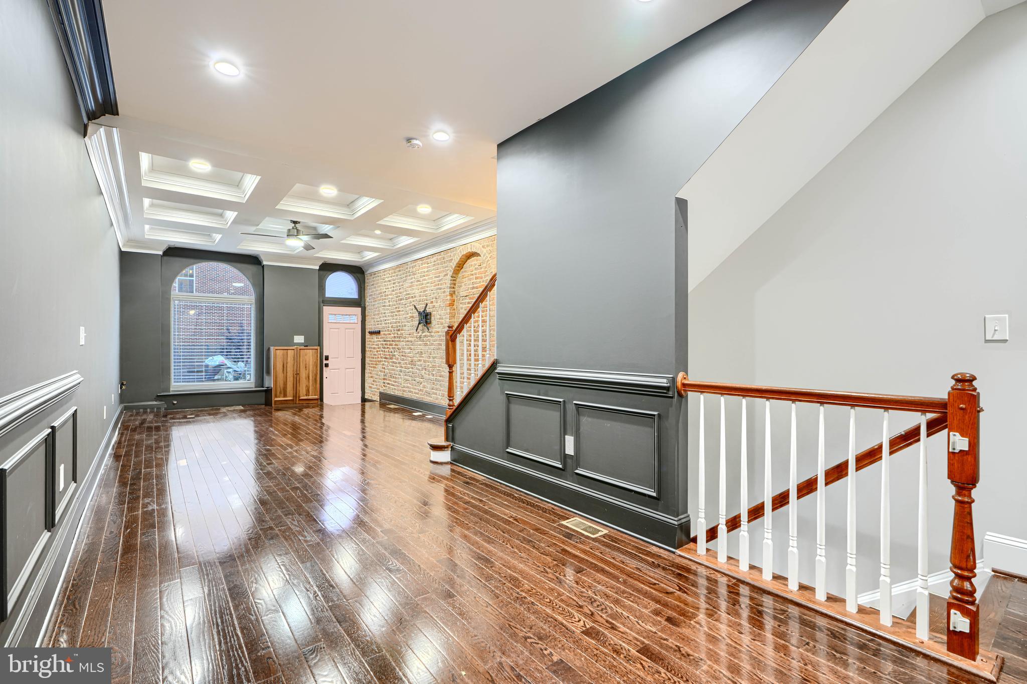 118 W FORT AVENUE