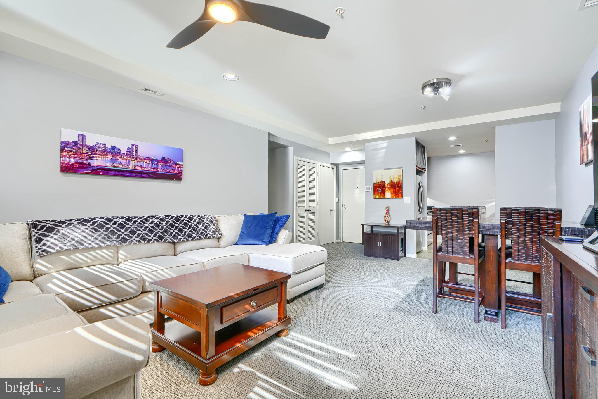 1211 LIGHT STREET T-8