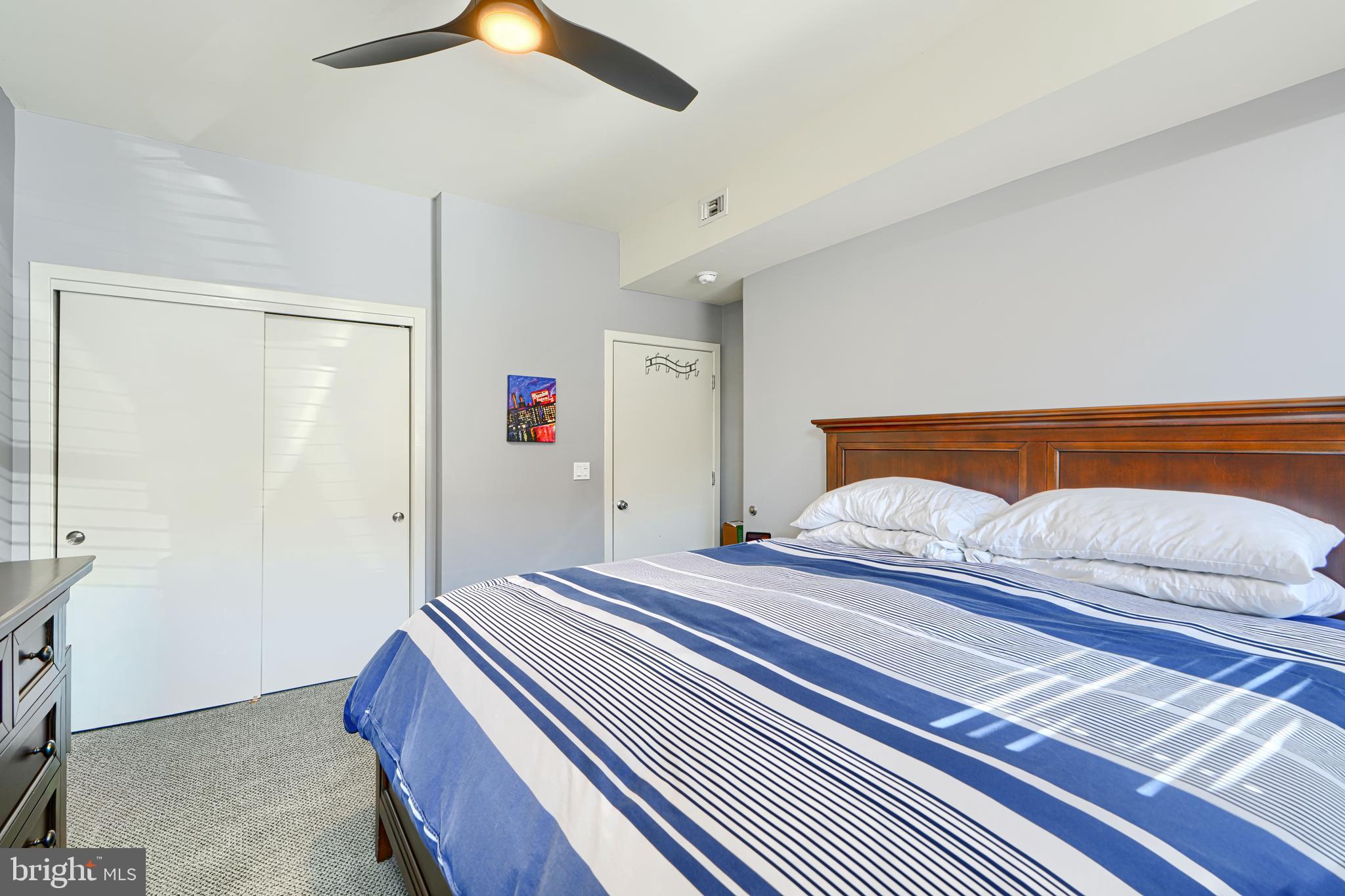 1211 LIGHT STREET T-8