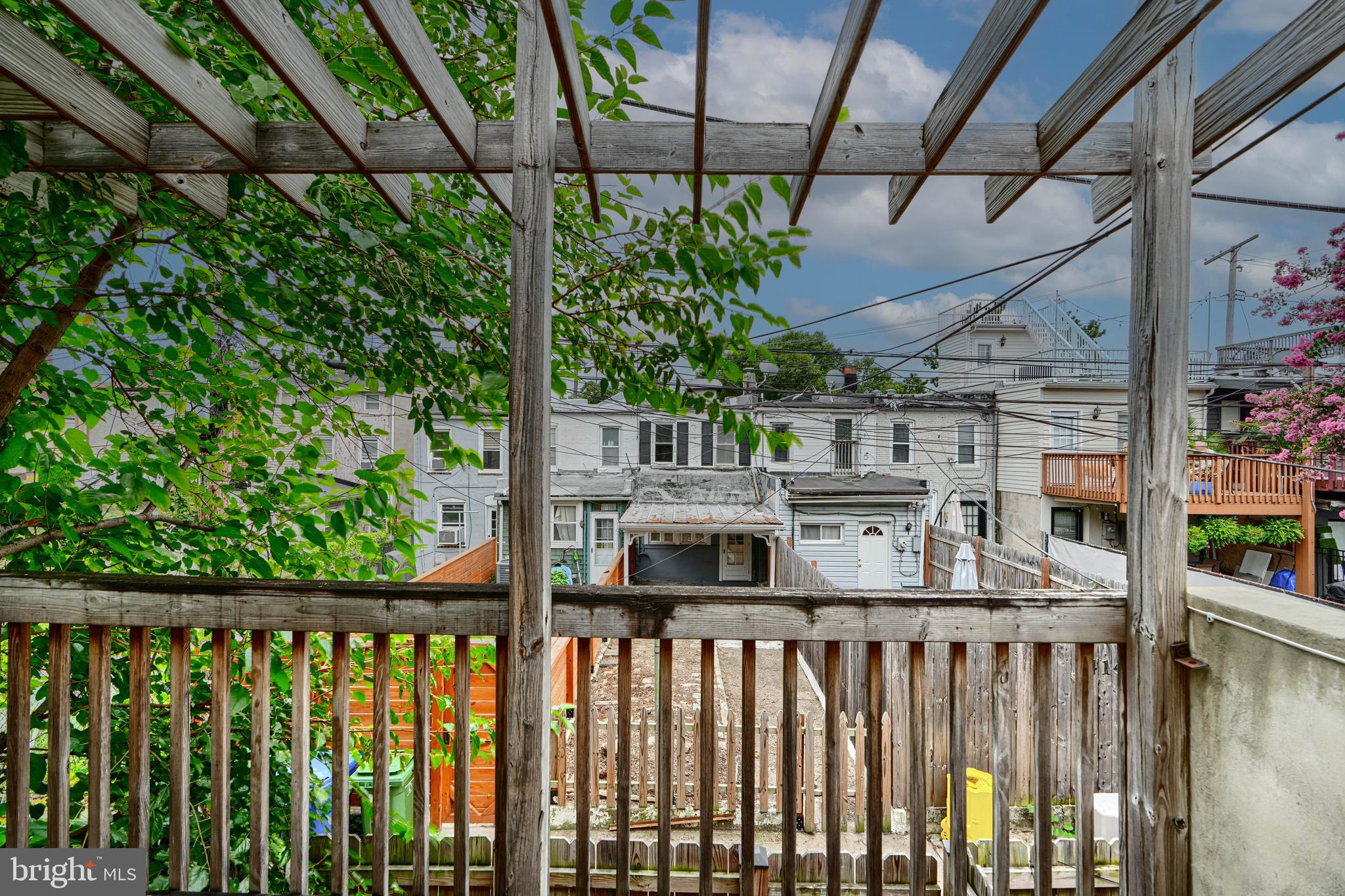 417 GRINDALL STREET