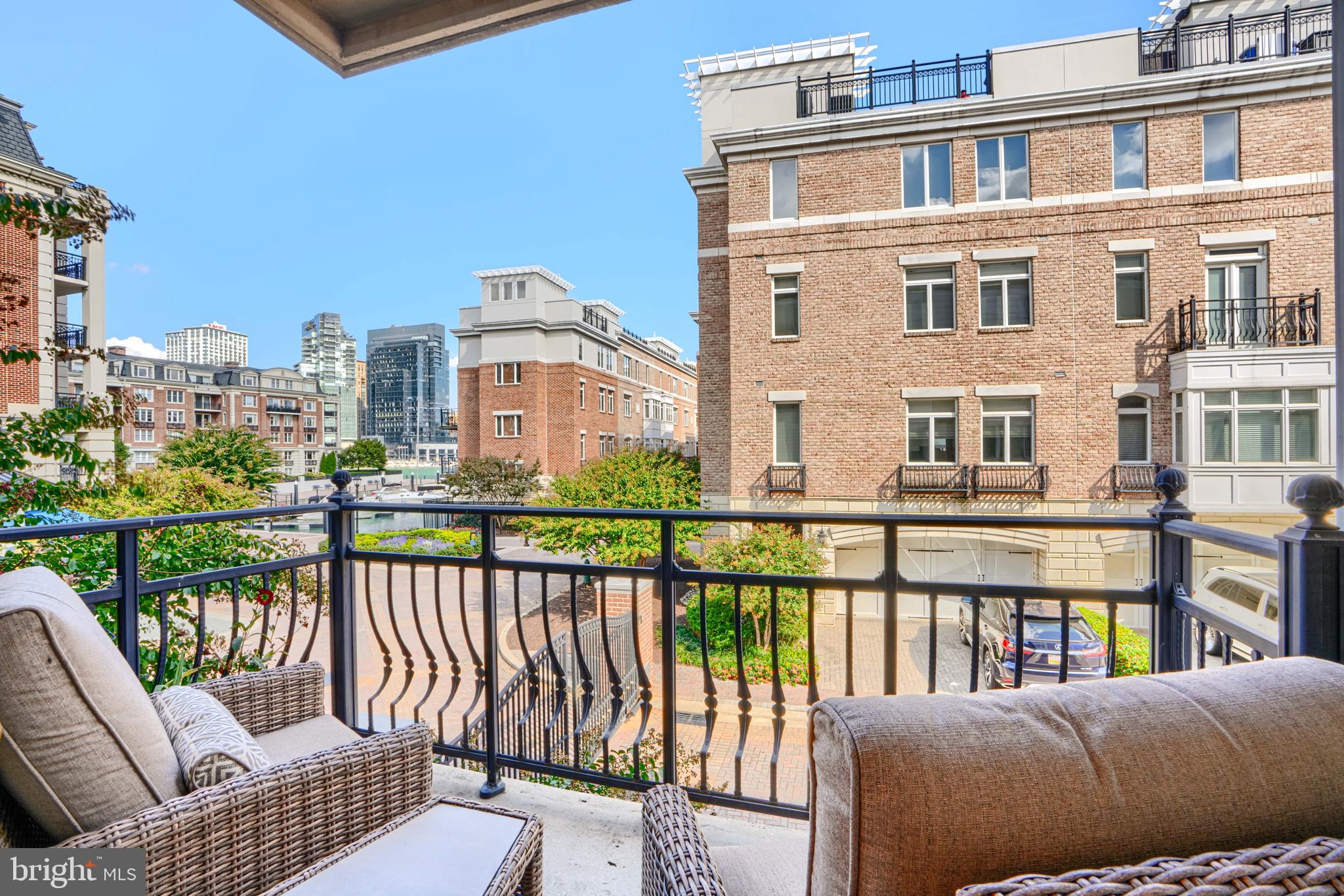 900 VALENCIA COURT 188