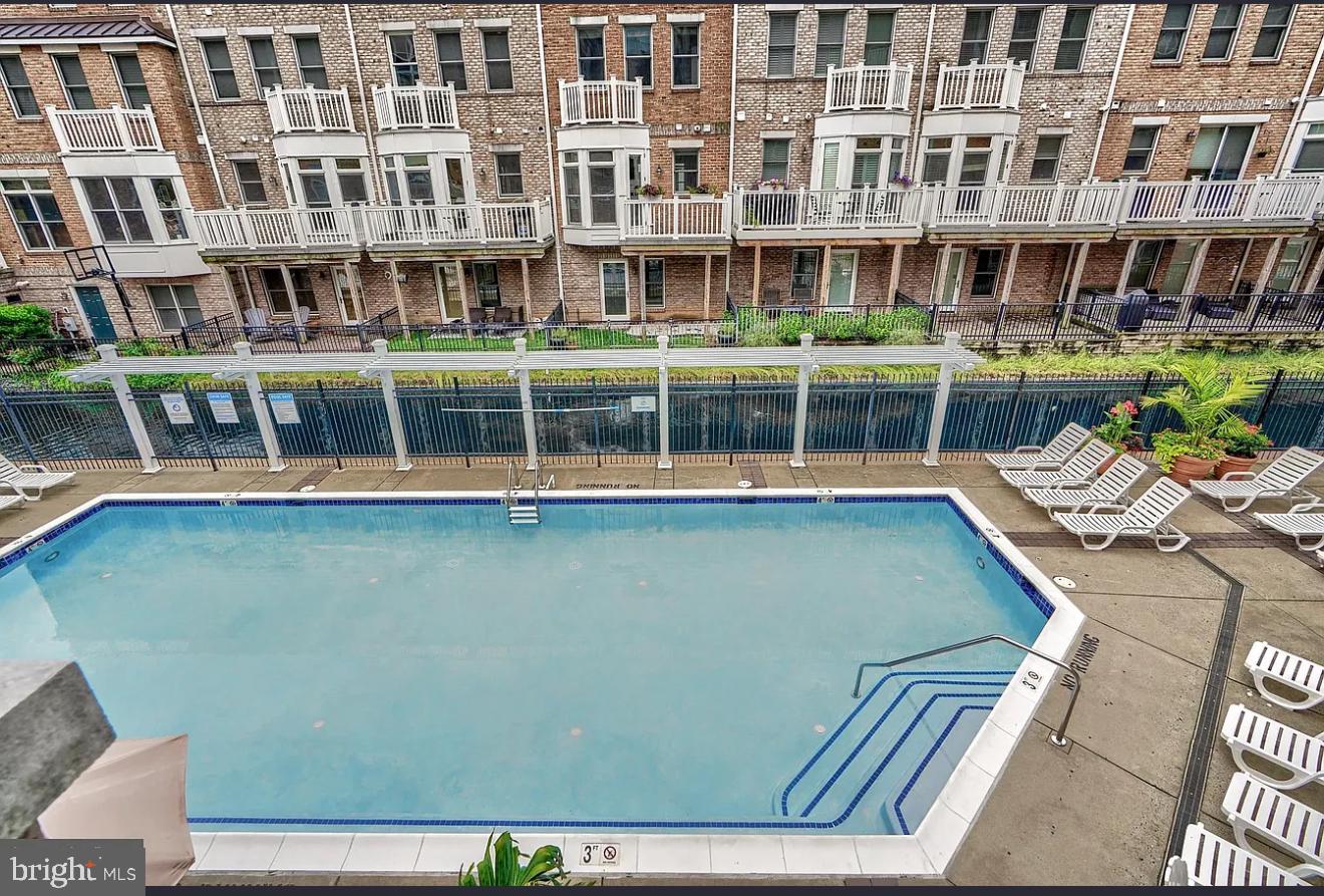 900 VALENCIA COURT 188