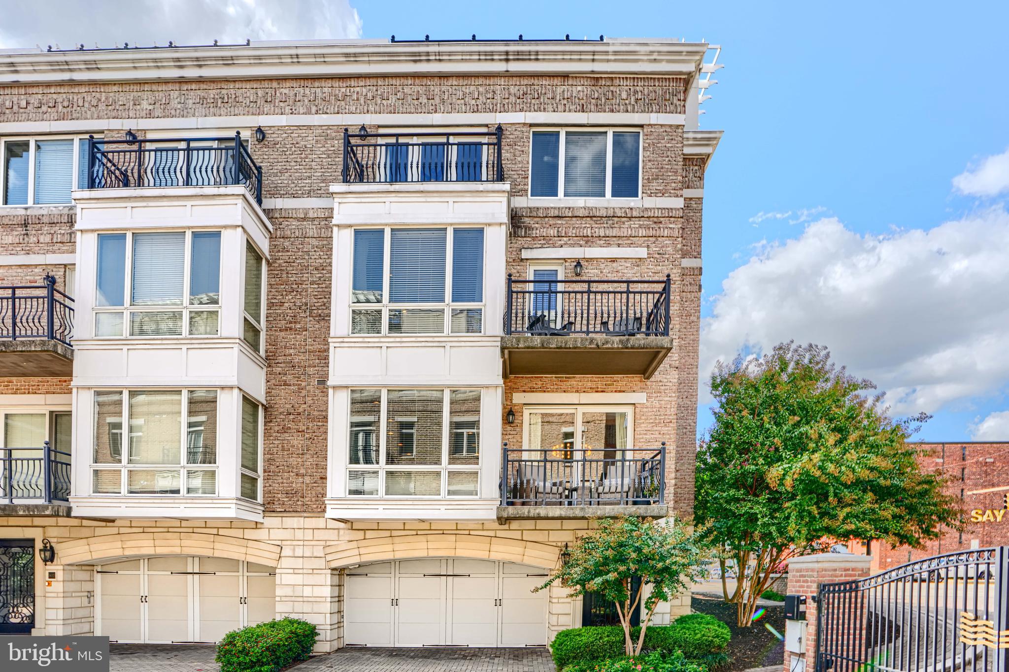 900 VALENCIA COURT 188