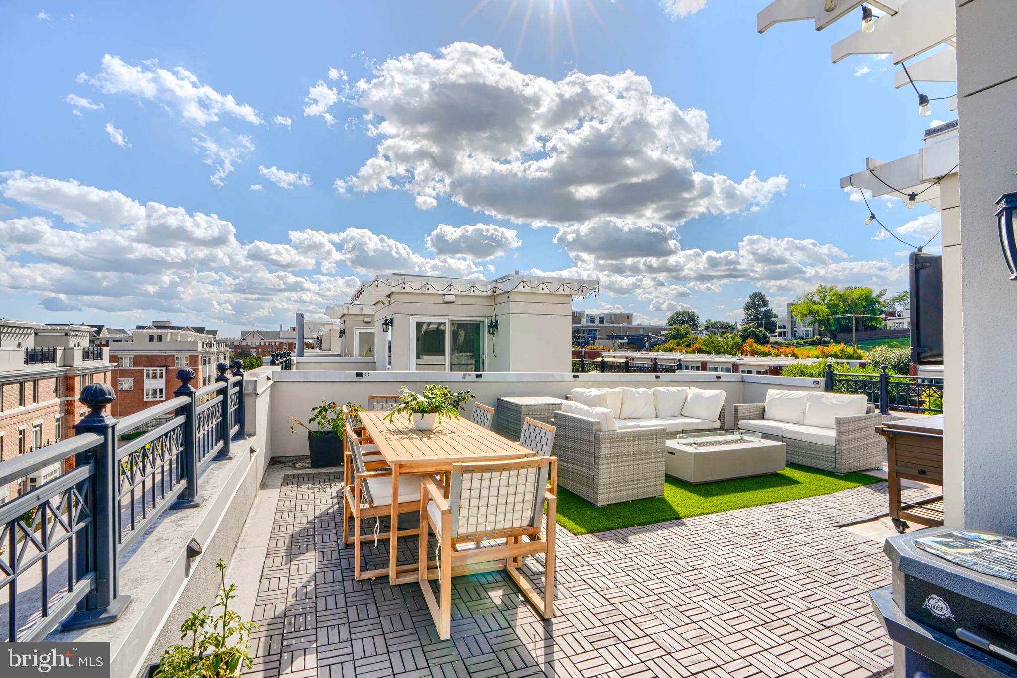 900 VALENCIA COURT 188