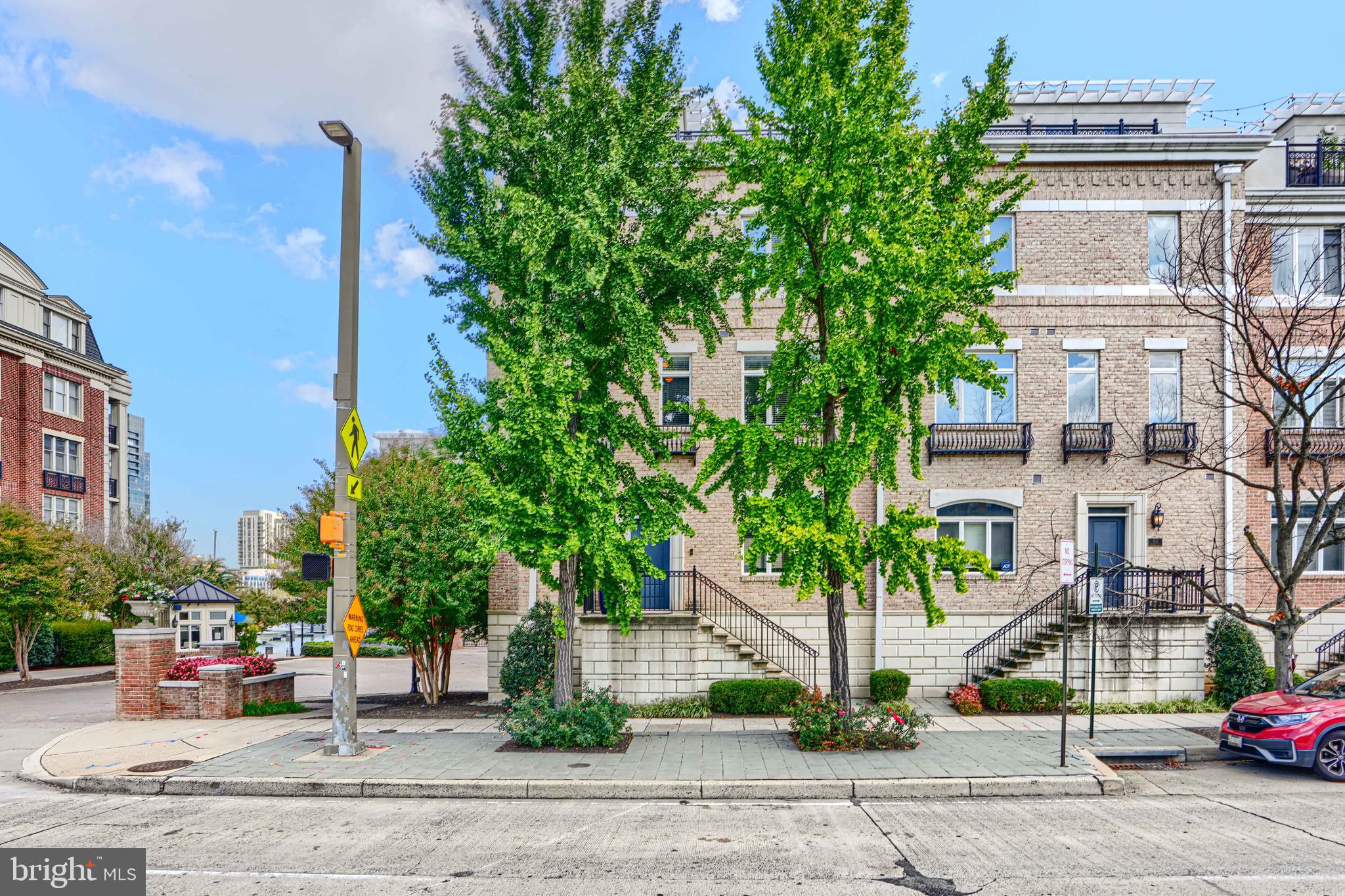 900 VALENCIA COURT 188