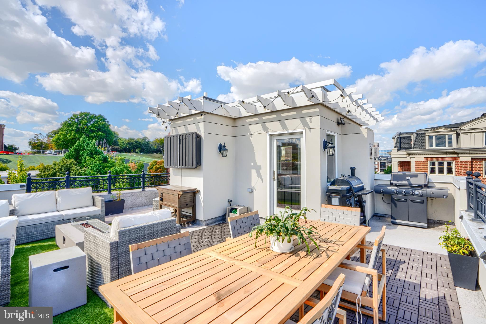 900 VALENCIA COURT 188