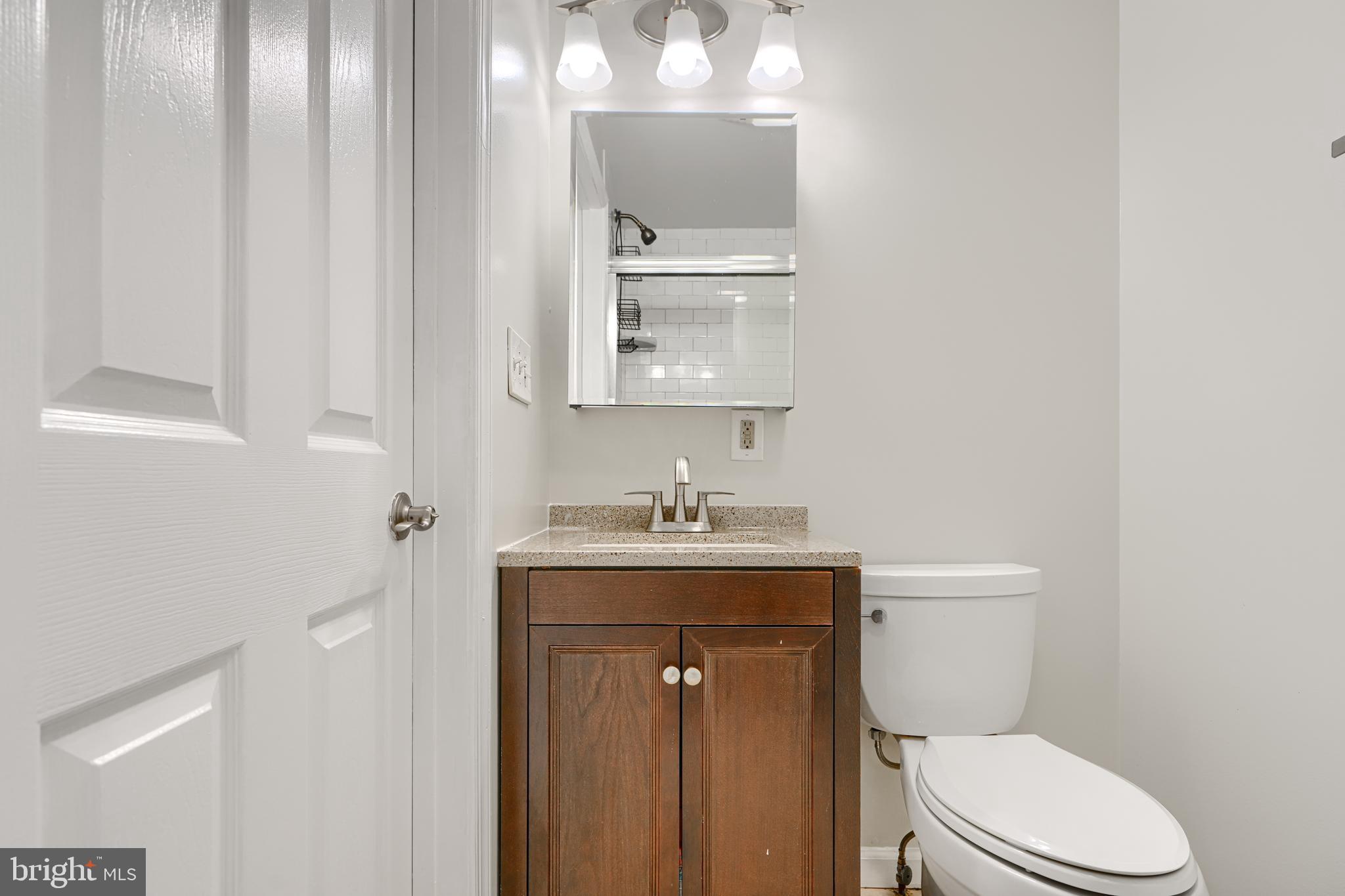 906 S HANOVER STREET