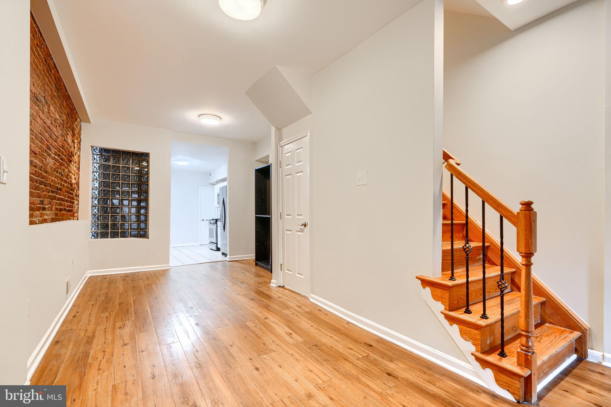 906 S HANOVER STREET