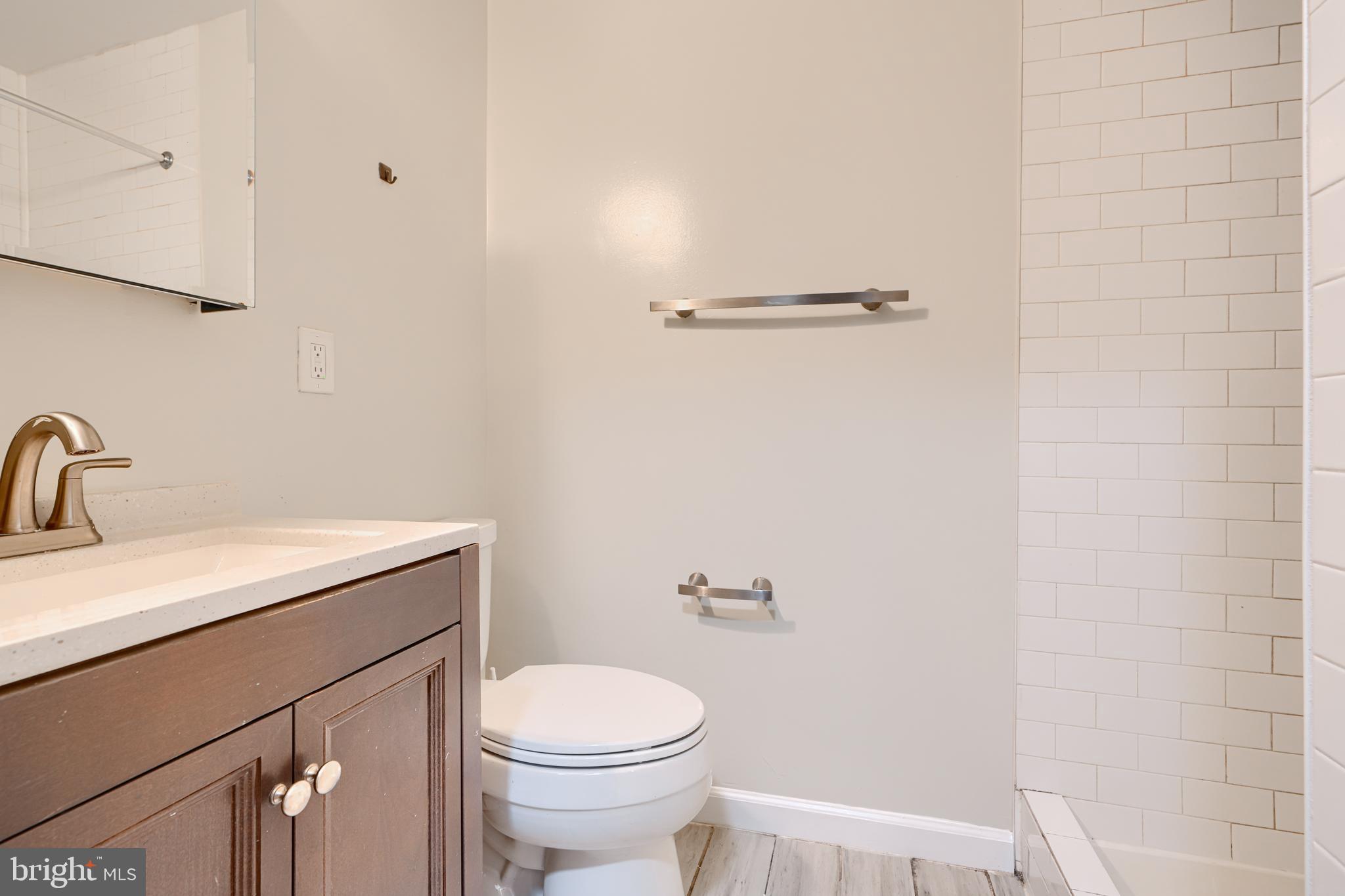 906 S HANOVER STREET