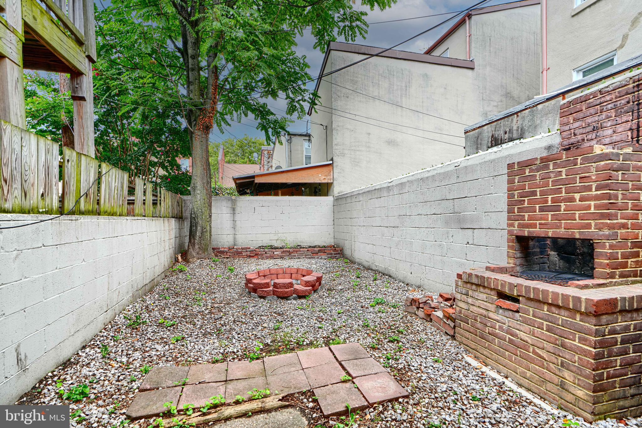 906 S HANOVER STREET