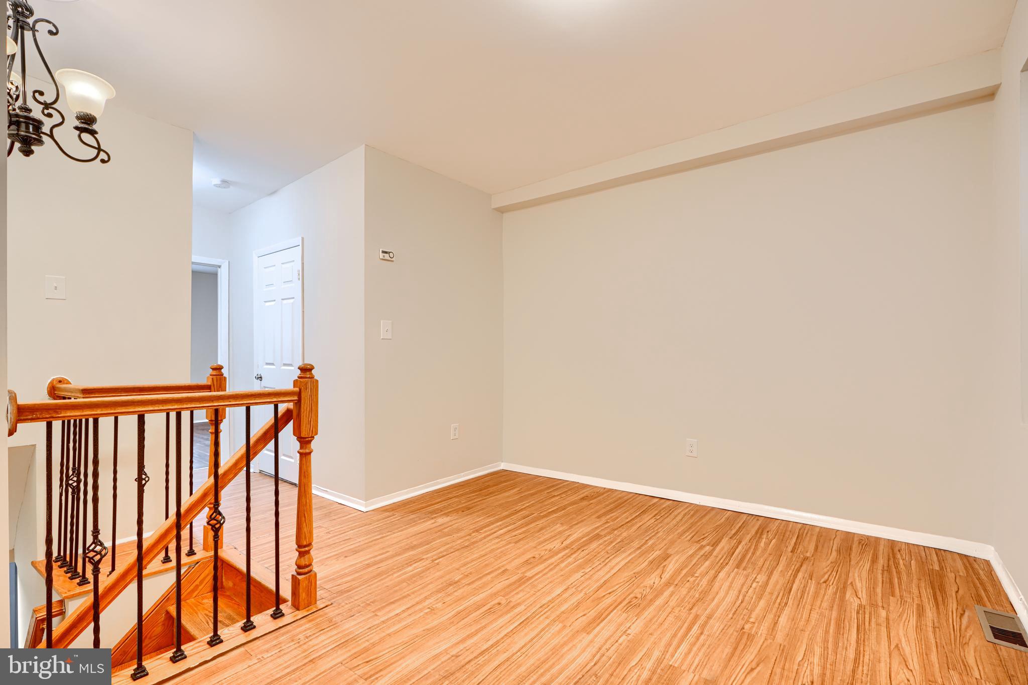 906 S HANOVER STREET