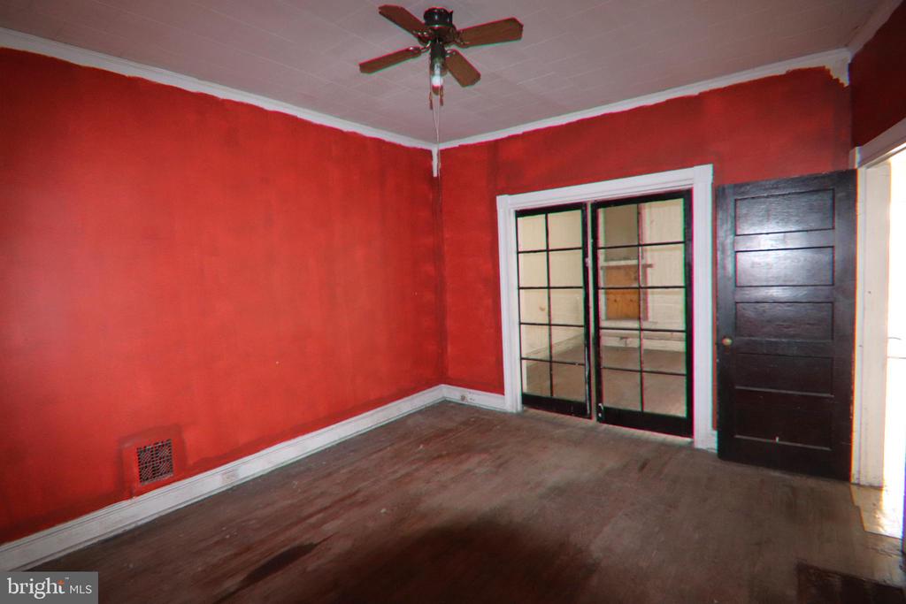 2317 ANNAPOLIS ROAD