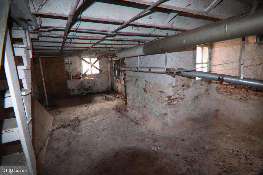 2317 ANNAPOLIS ROAD