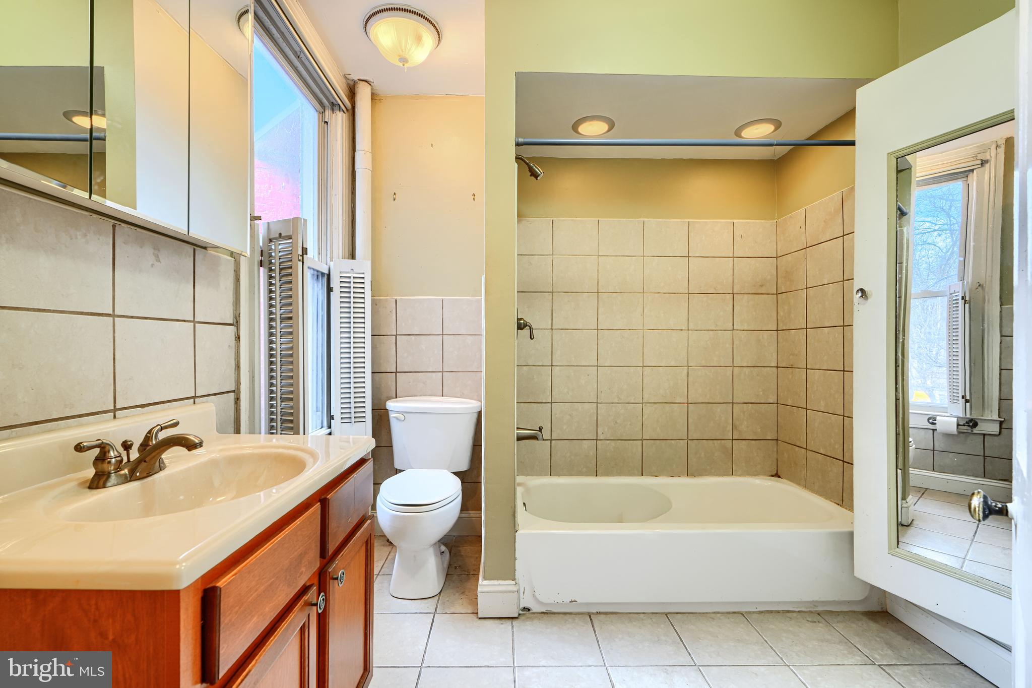 2008 ROCKROSE AVENUE