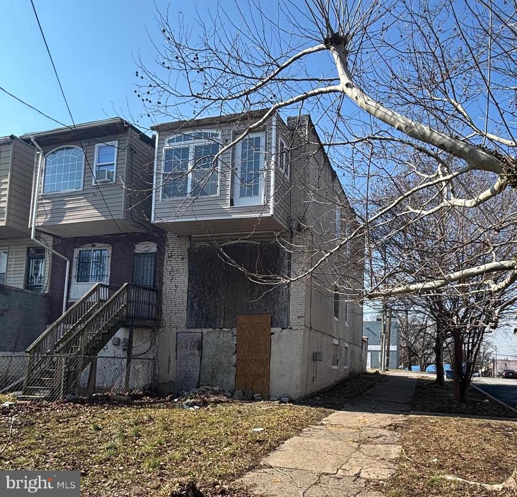 2401 ANNAPOLIS ROAD