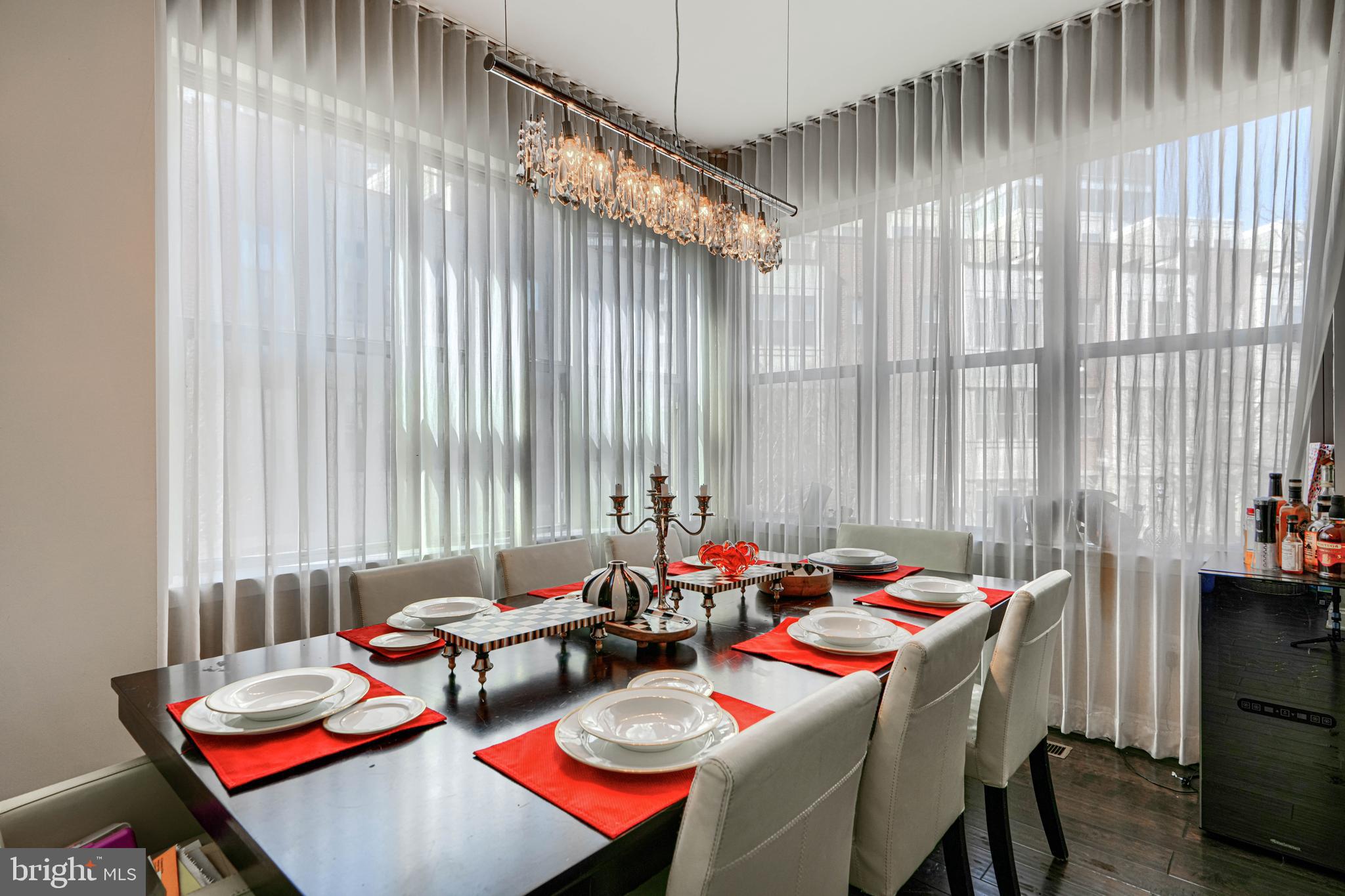 1313 BENJAMIN STREET