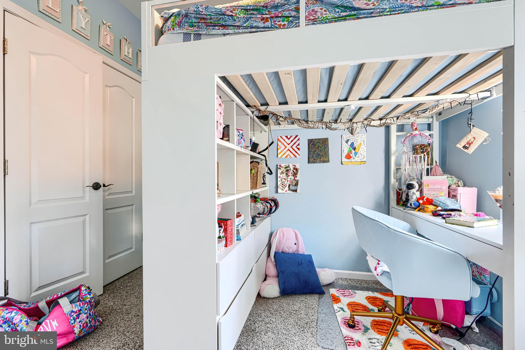 1313 BENJAMIN STREET