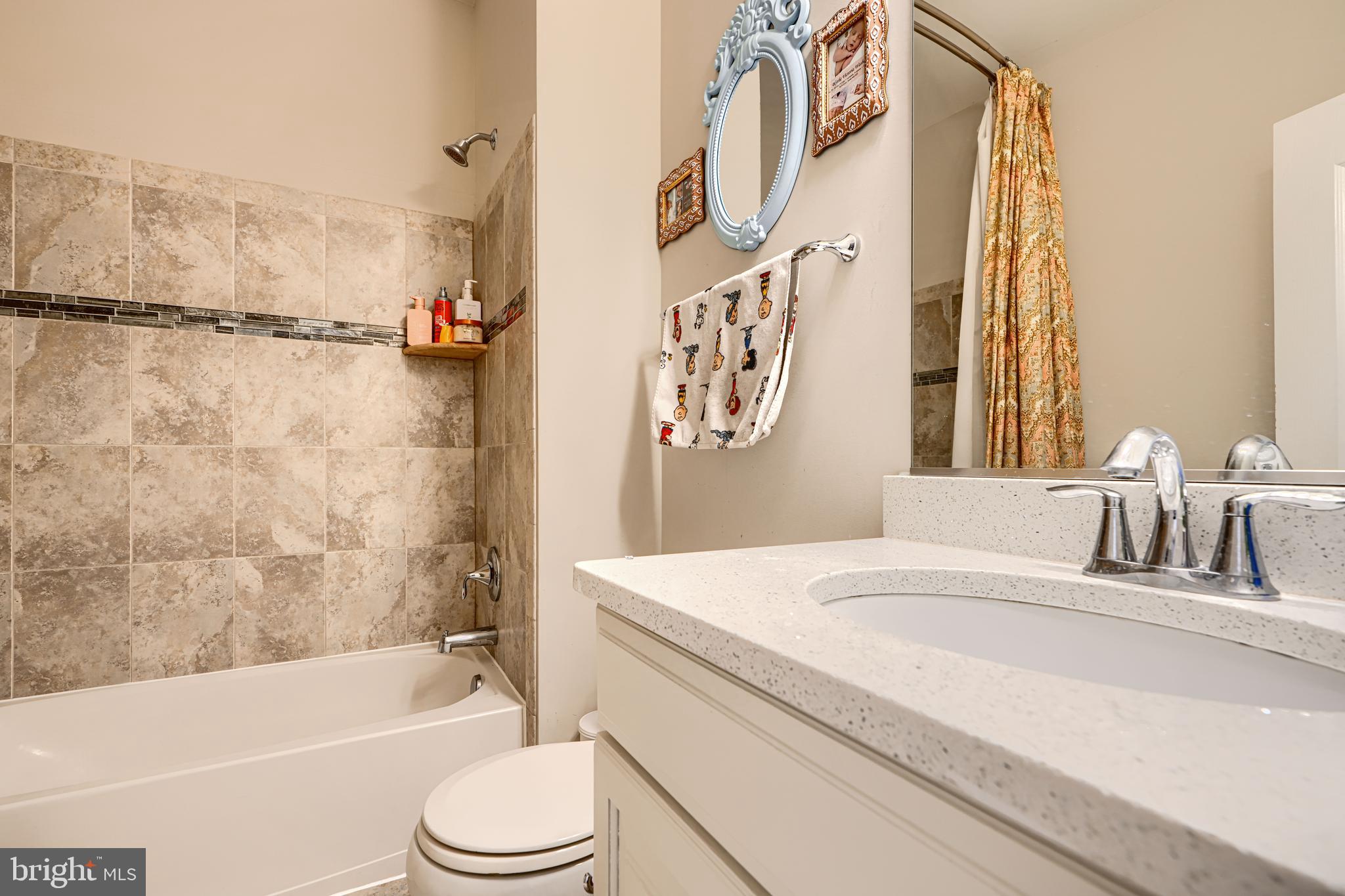 1313 BENJAMIN STREET