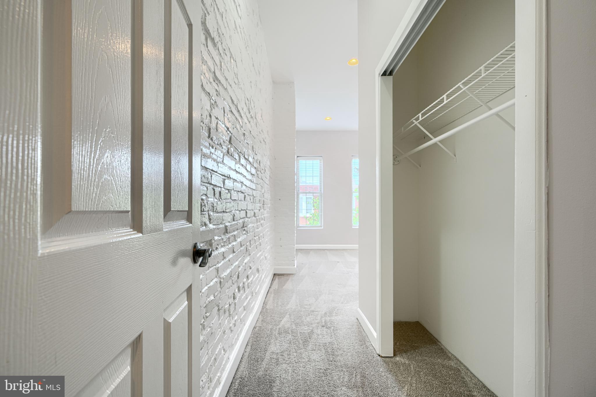 135 W OSTEND STREET