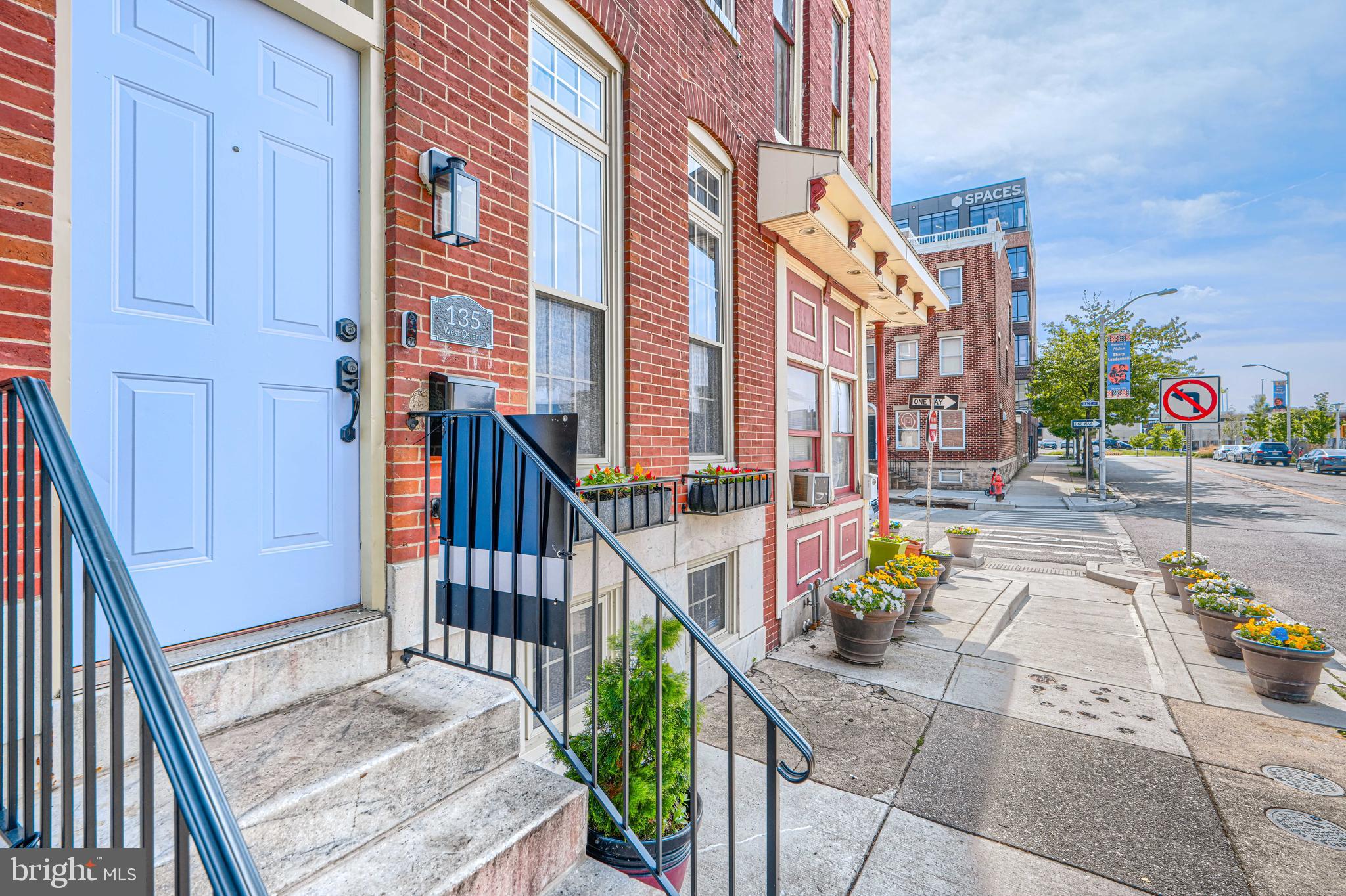 135 W OSTEND STREET