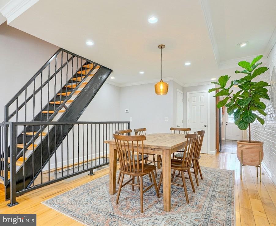 135 W OSTEND STREET
