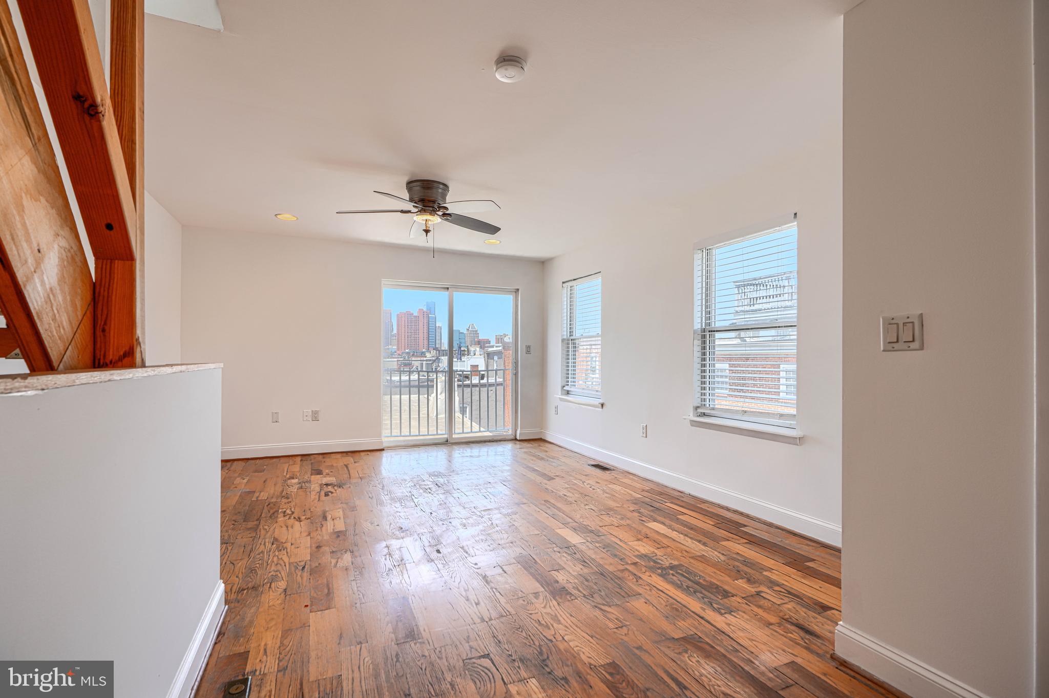 101 W CLEMENT STREET W