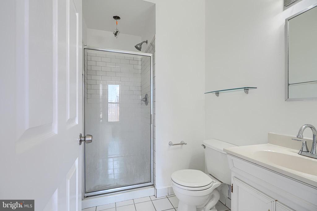 101 W CLEMENT STREET W