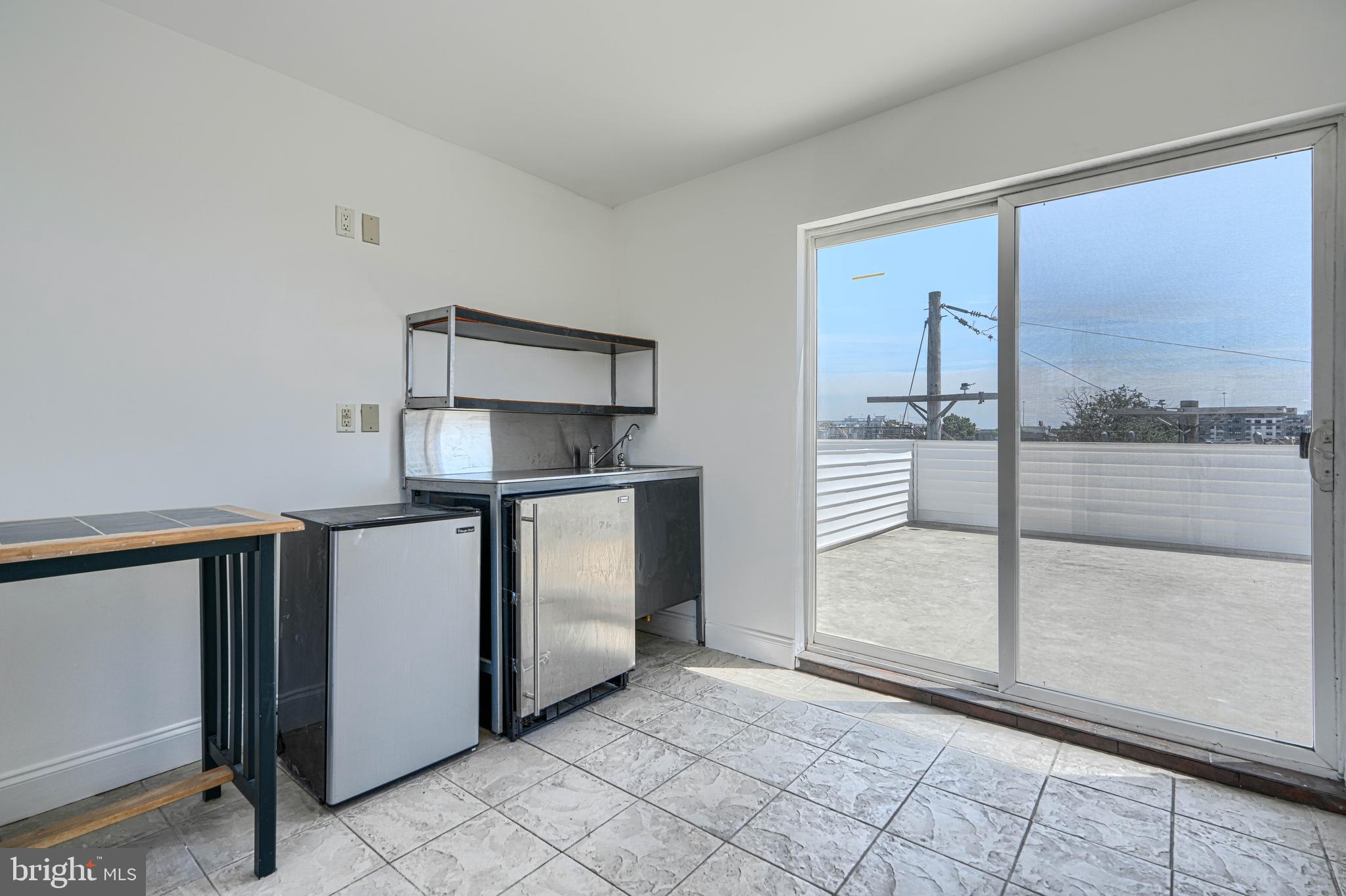 101 W CLEMENT STREET W