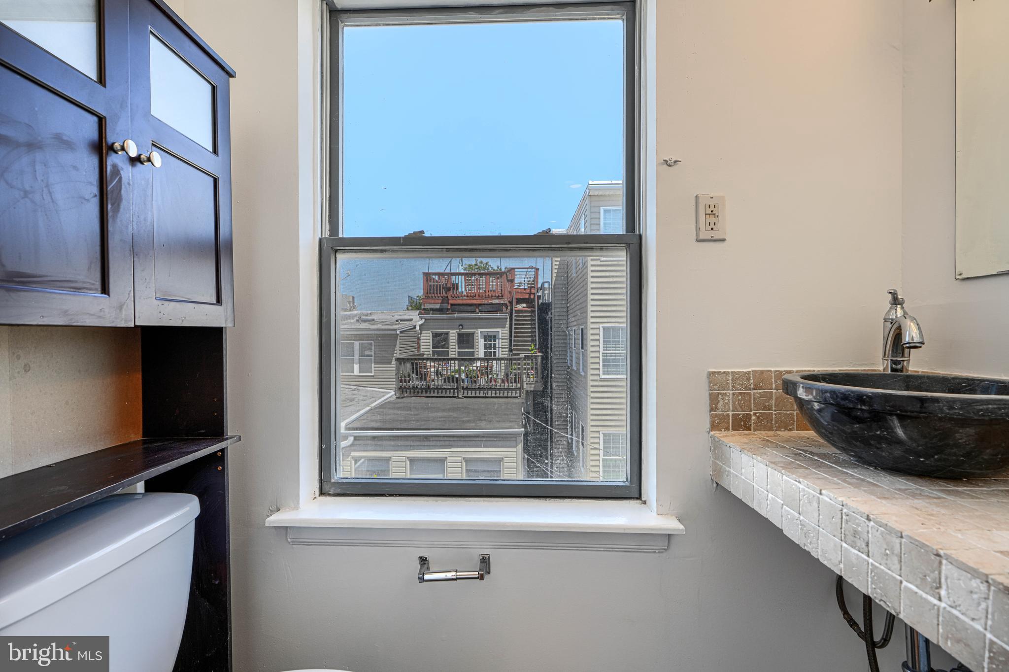101 W CLEMENT STREET W