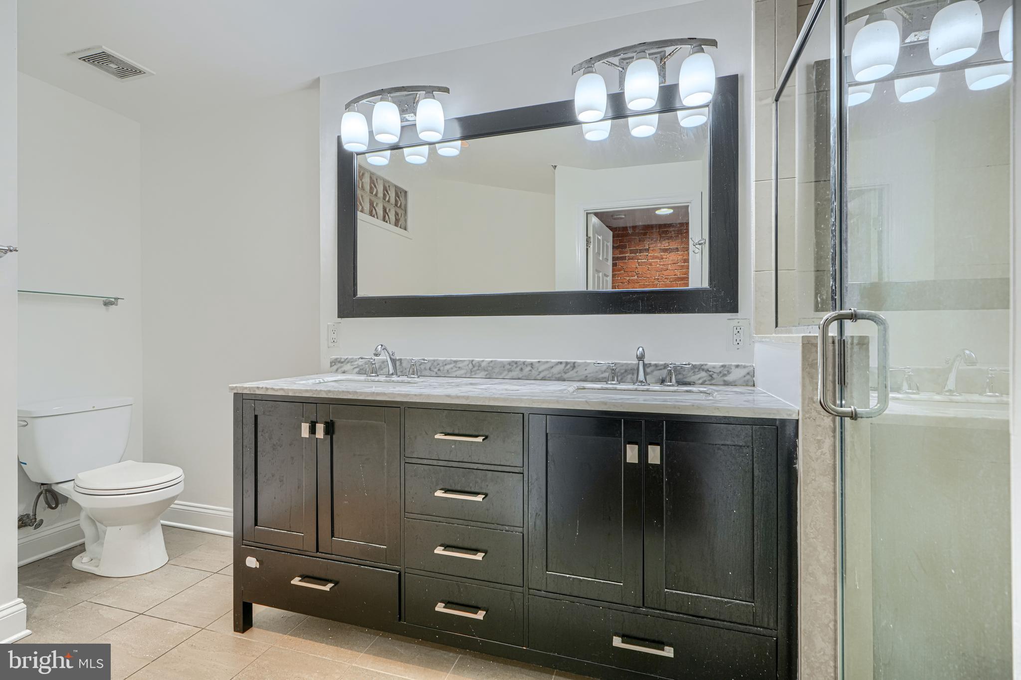 101 W CLEMENT STREET W