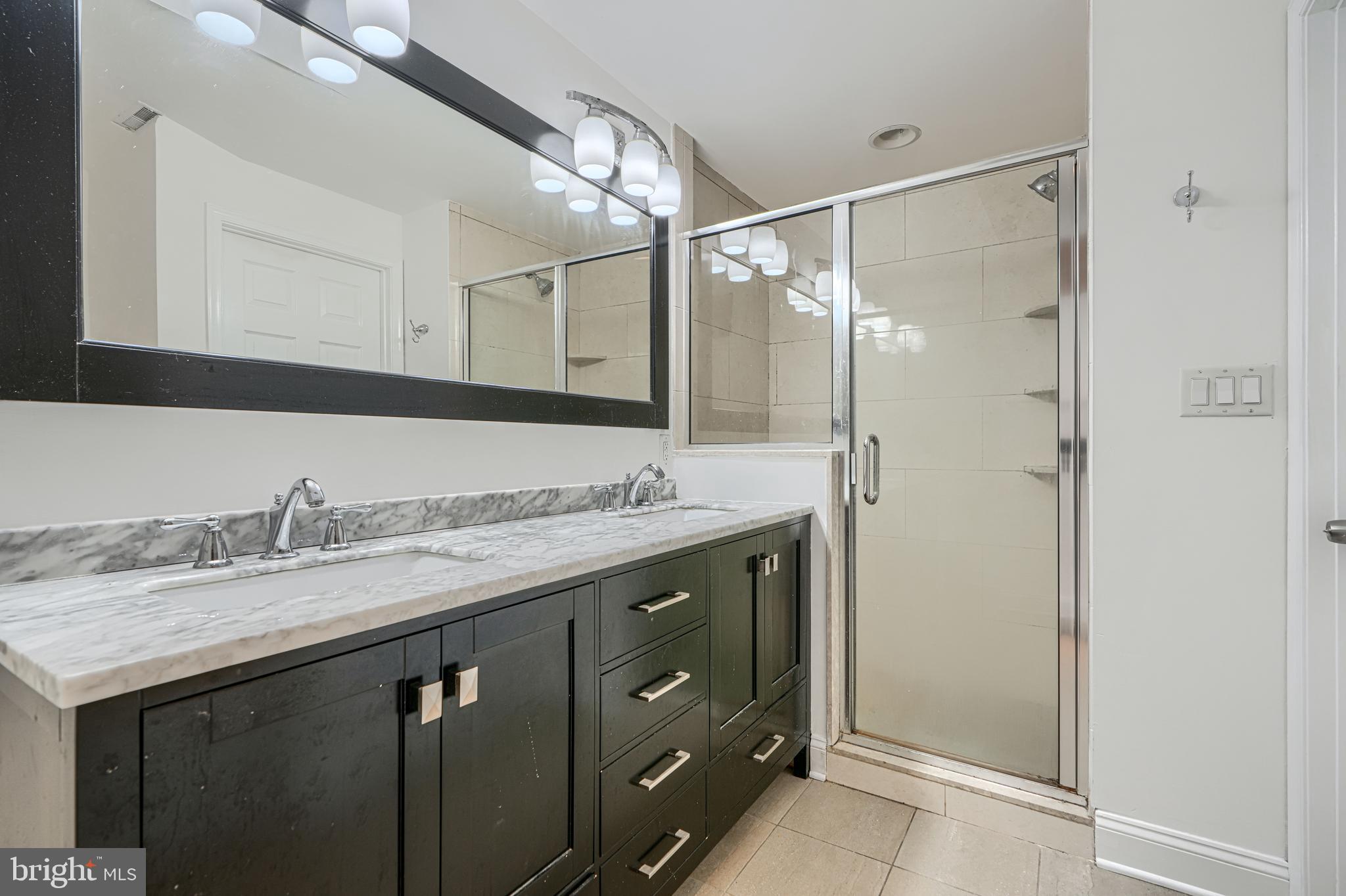 101 W CLEMENT STREET W