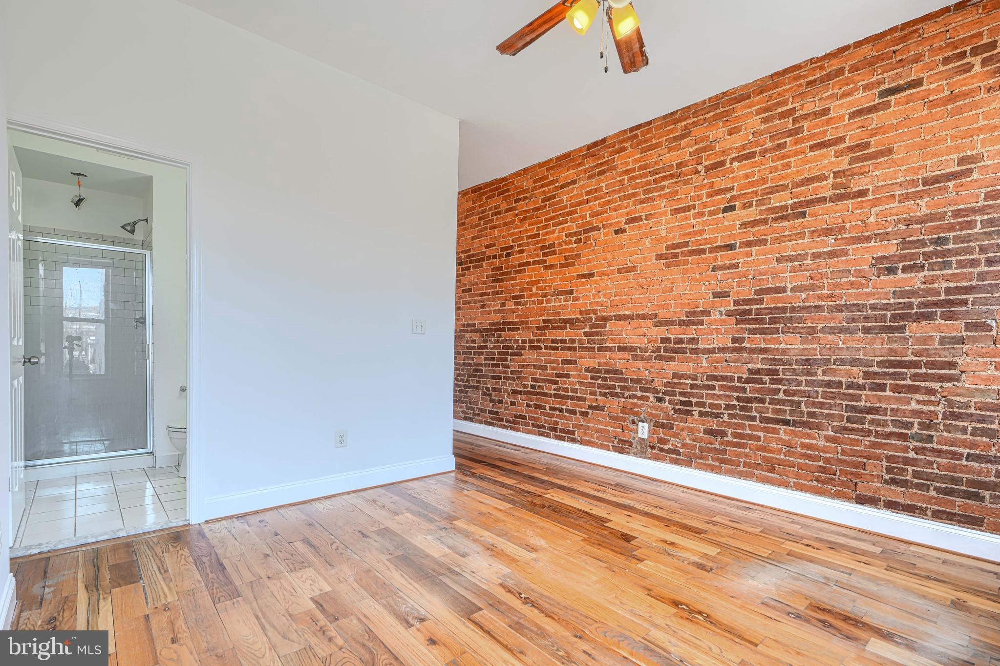 101 W CLEMENT STREET W