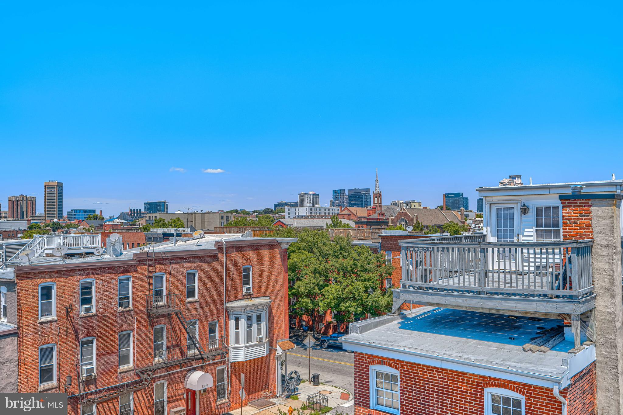 101 W CLEMENT STREET W