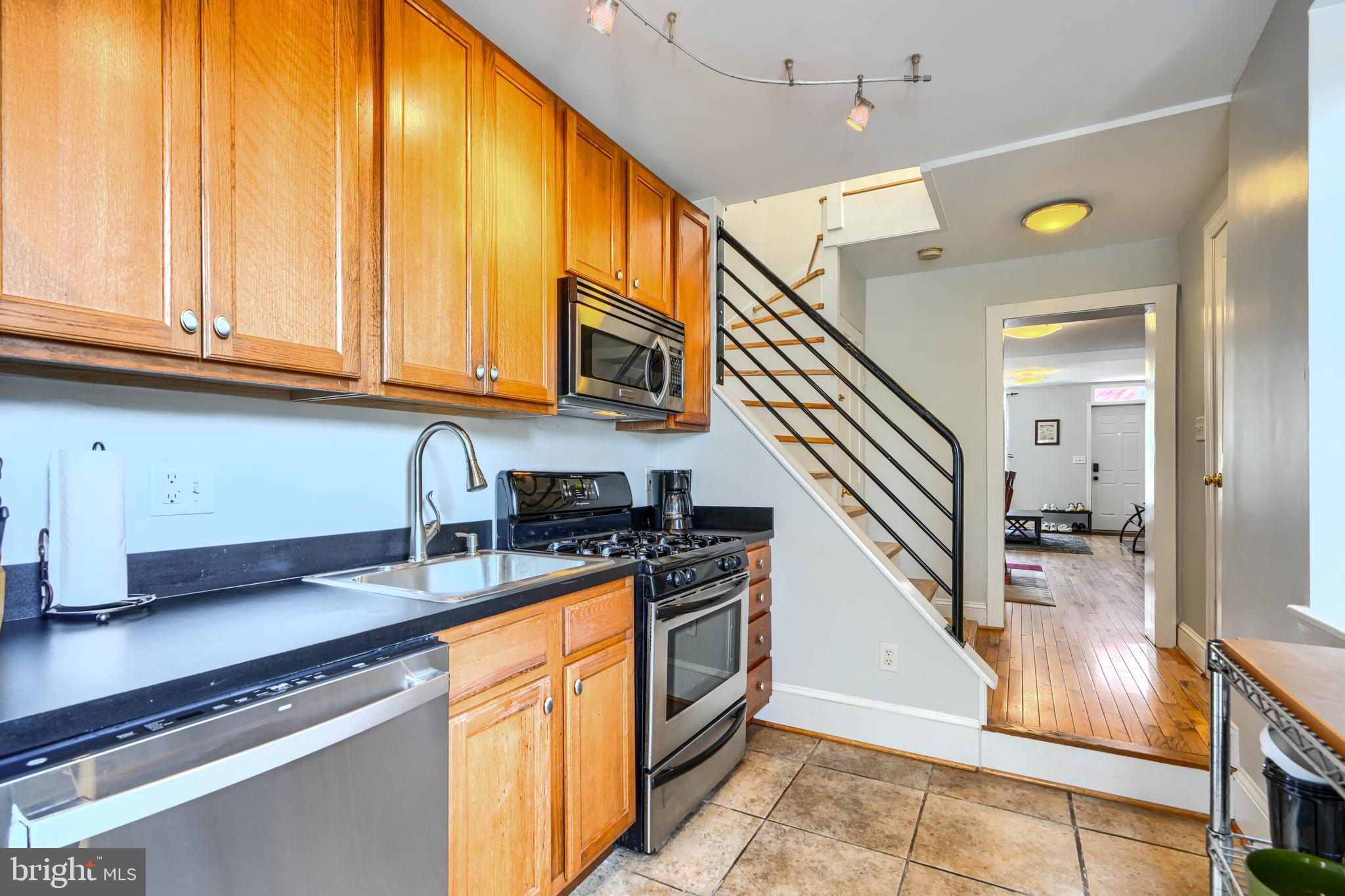 110 E RANDALL STREET E