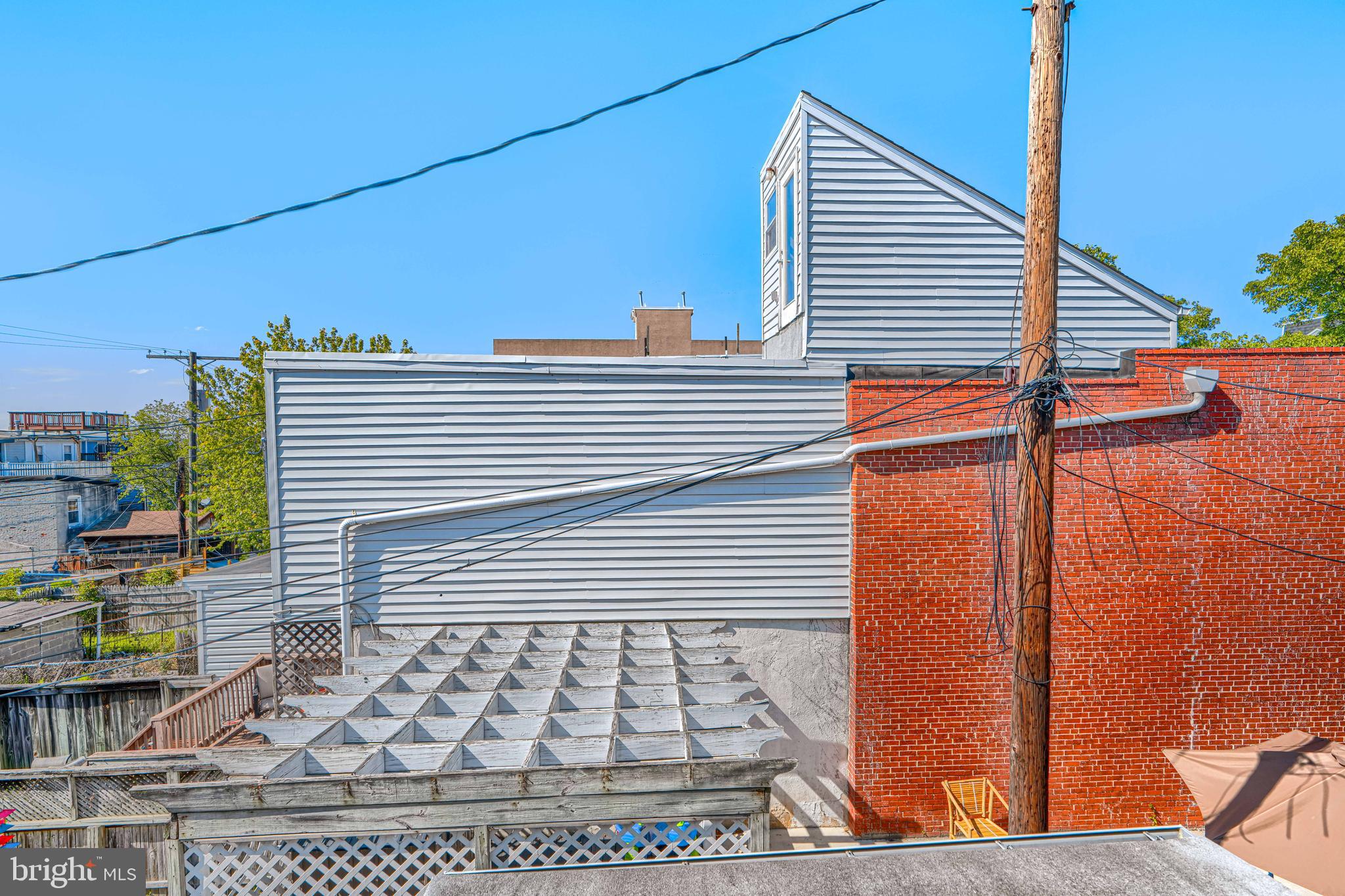 110 E RANDALL STREET E